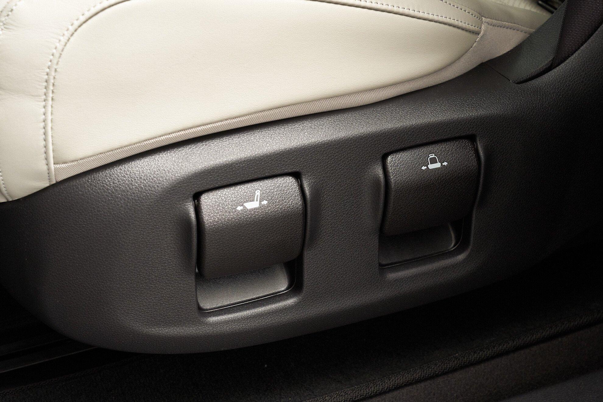 Kia Carnival 2022, черный