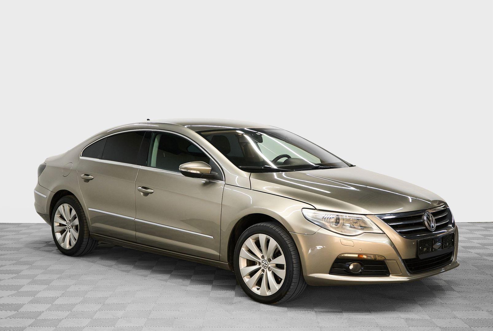Volkswagen Passat CC 2012, бежевый