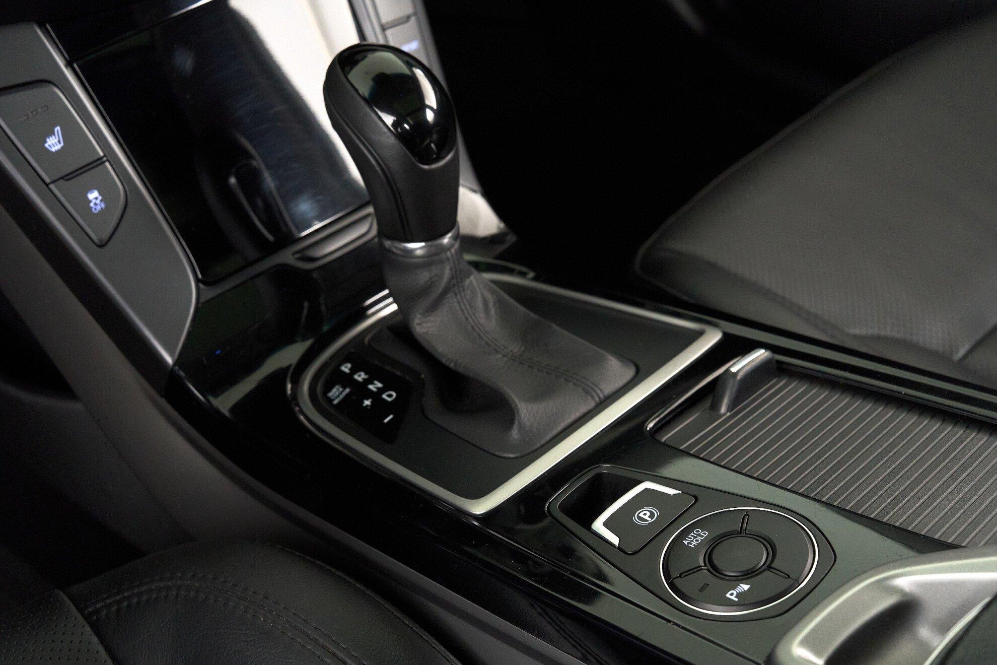 Hyundai i40 2012, белый