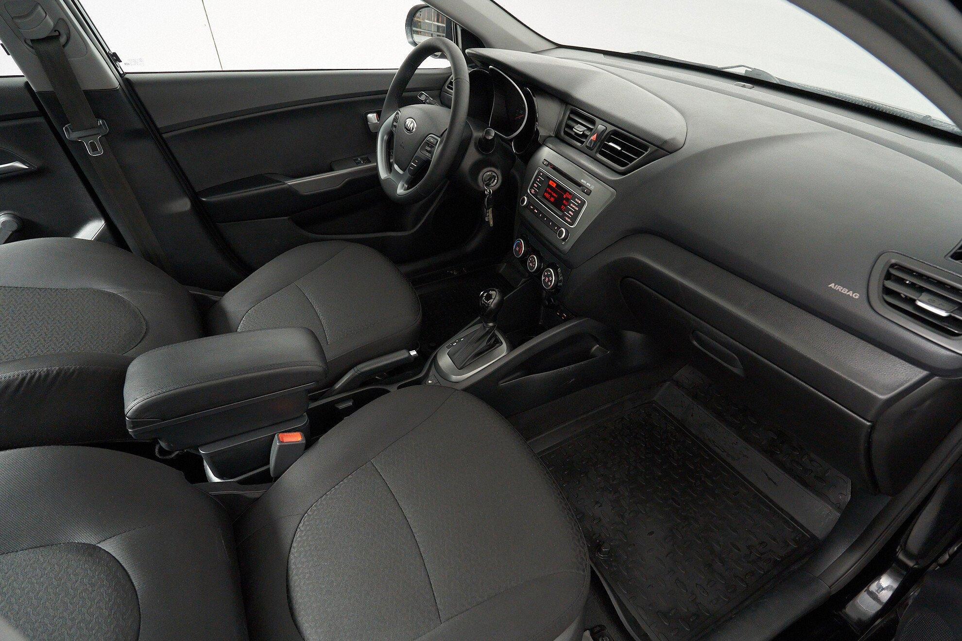Kia Rio 2017, черный