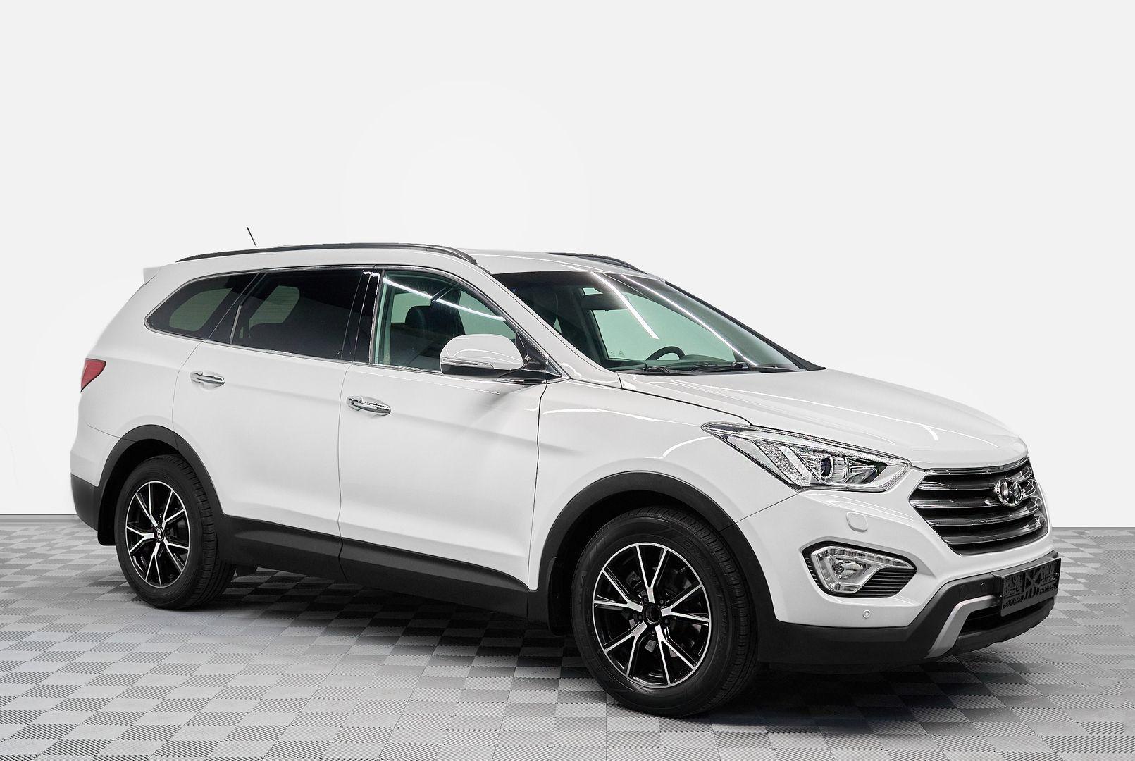 Hyundai Santa Fe 2015, белый