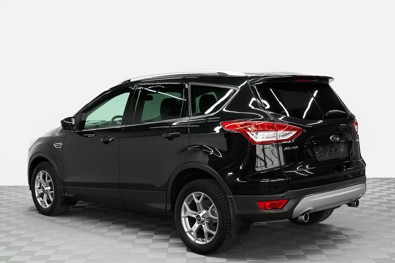 Ford Kuga 2014, черный