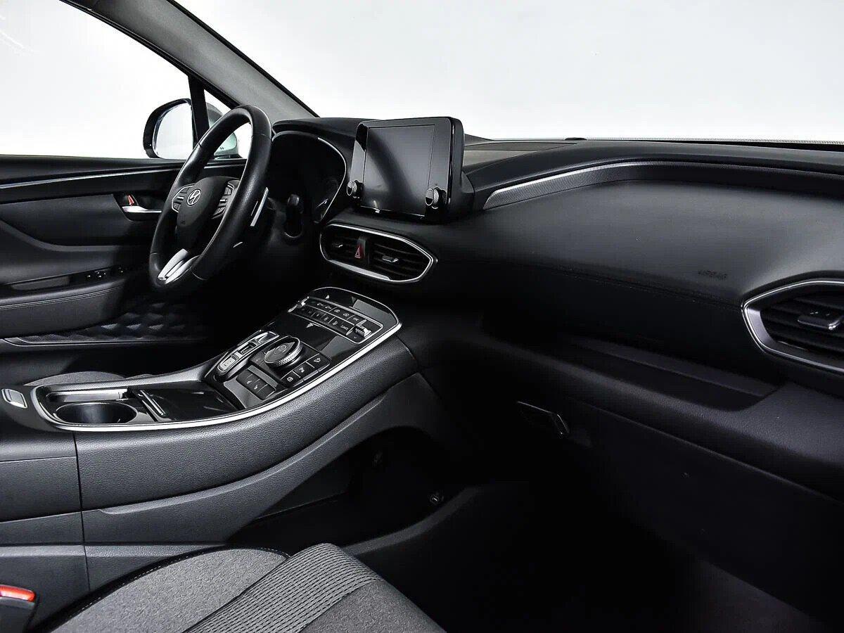 Hyundai Santa Fe 2020, серебряный