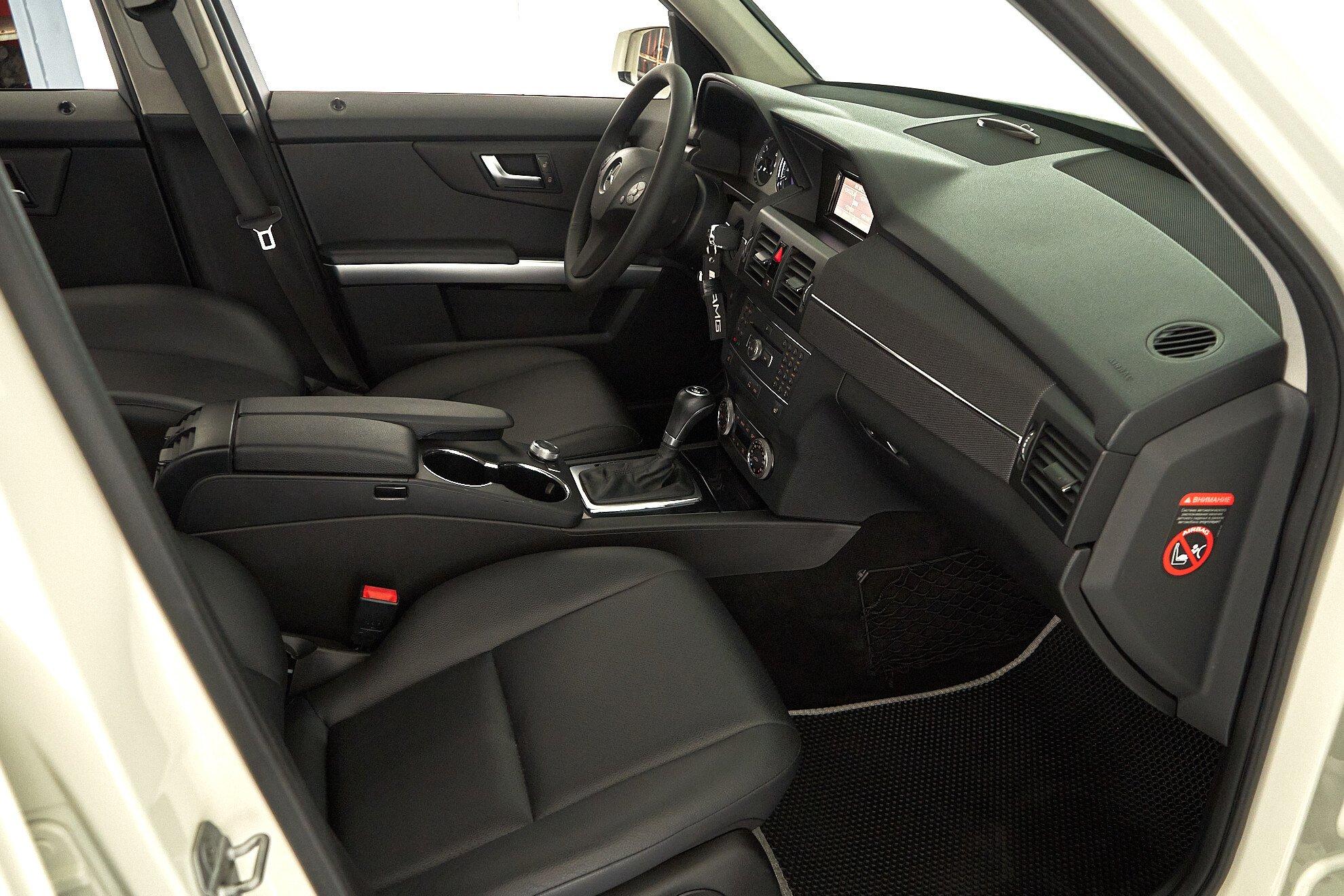 Mercedes-Benz GLK-Класс 2012, белый