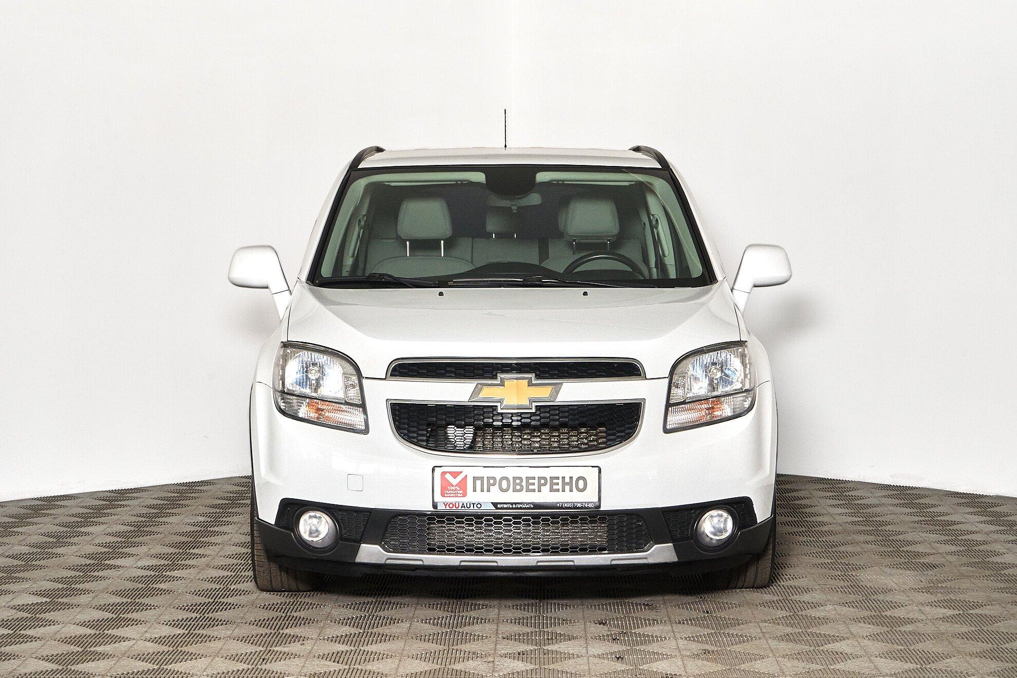 Chevrolet Orlando 2013, белый