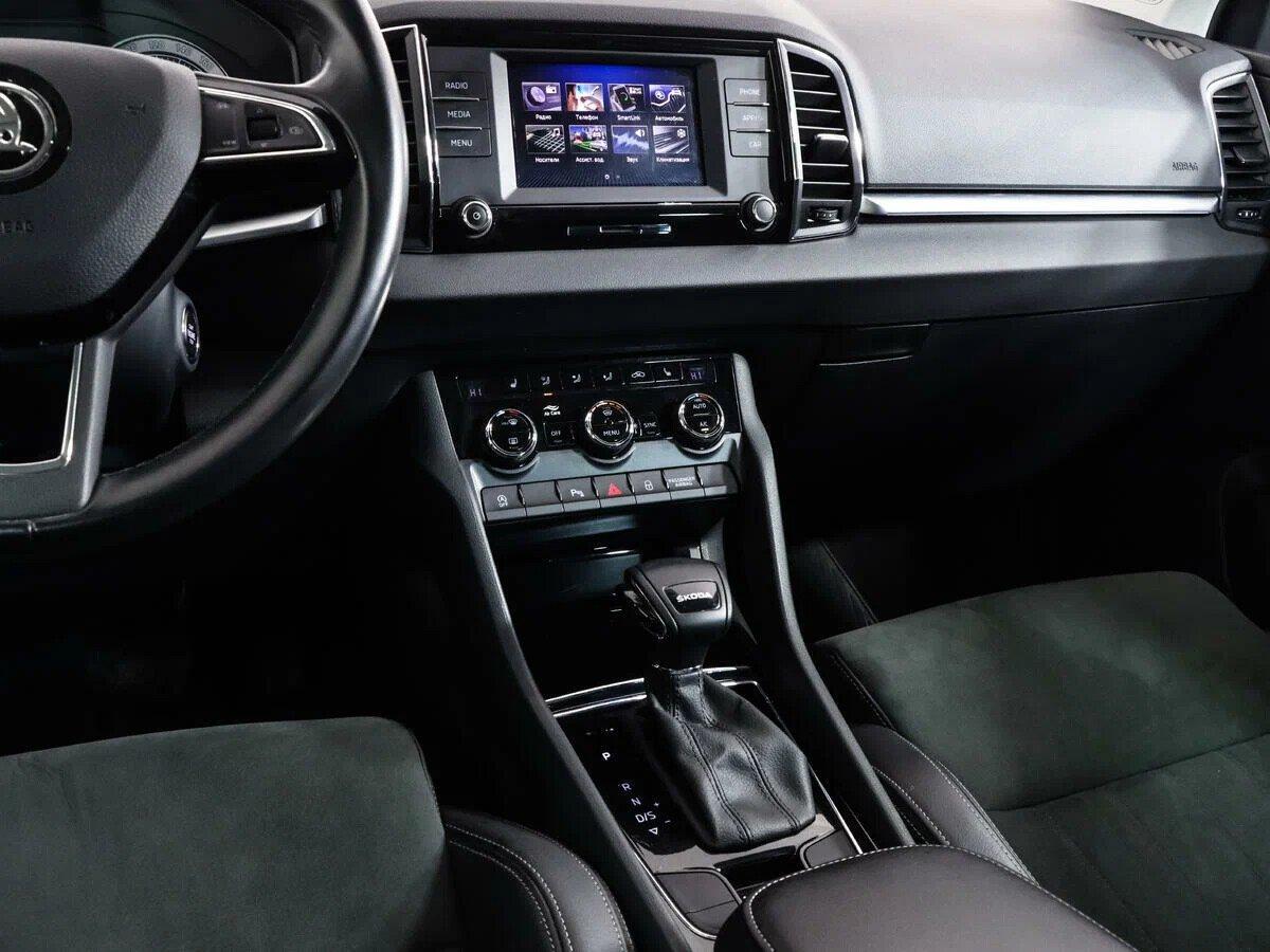 Skoda Karoq 2021, синий