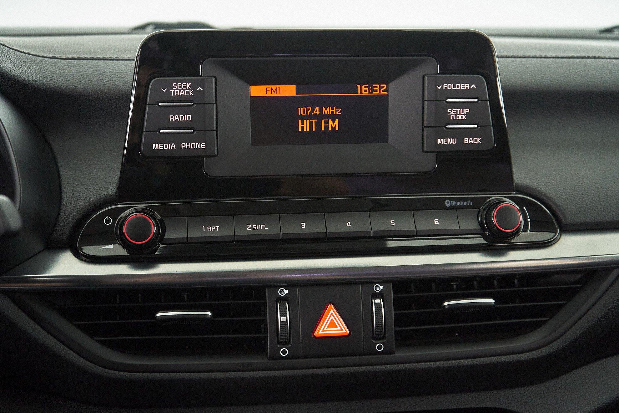 Kia Cerato 2019, серый