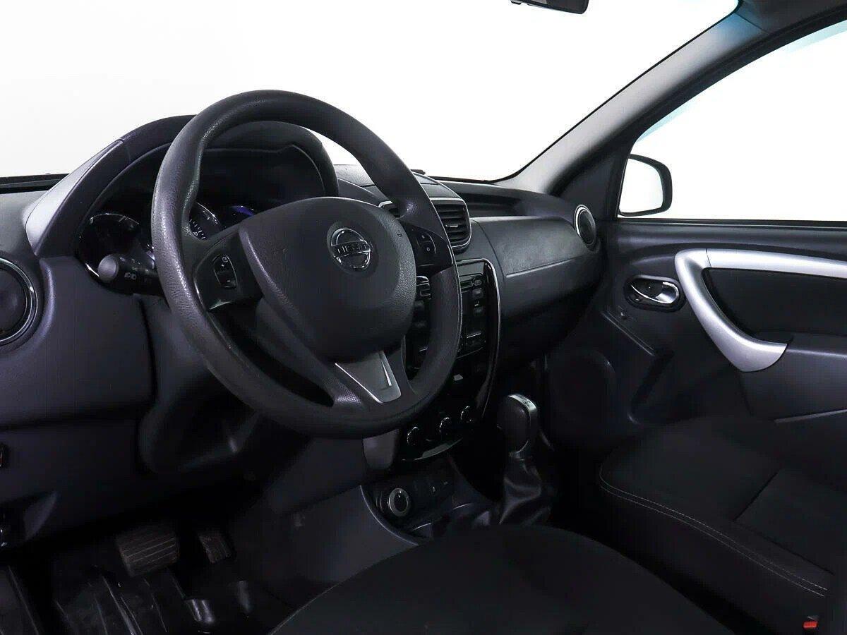 Nissan Terrano 2020, серый