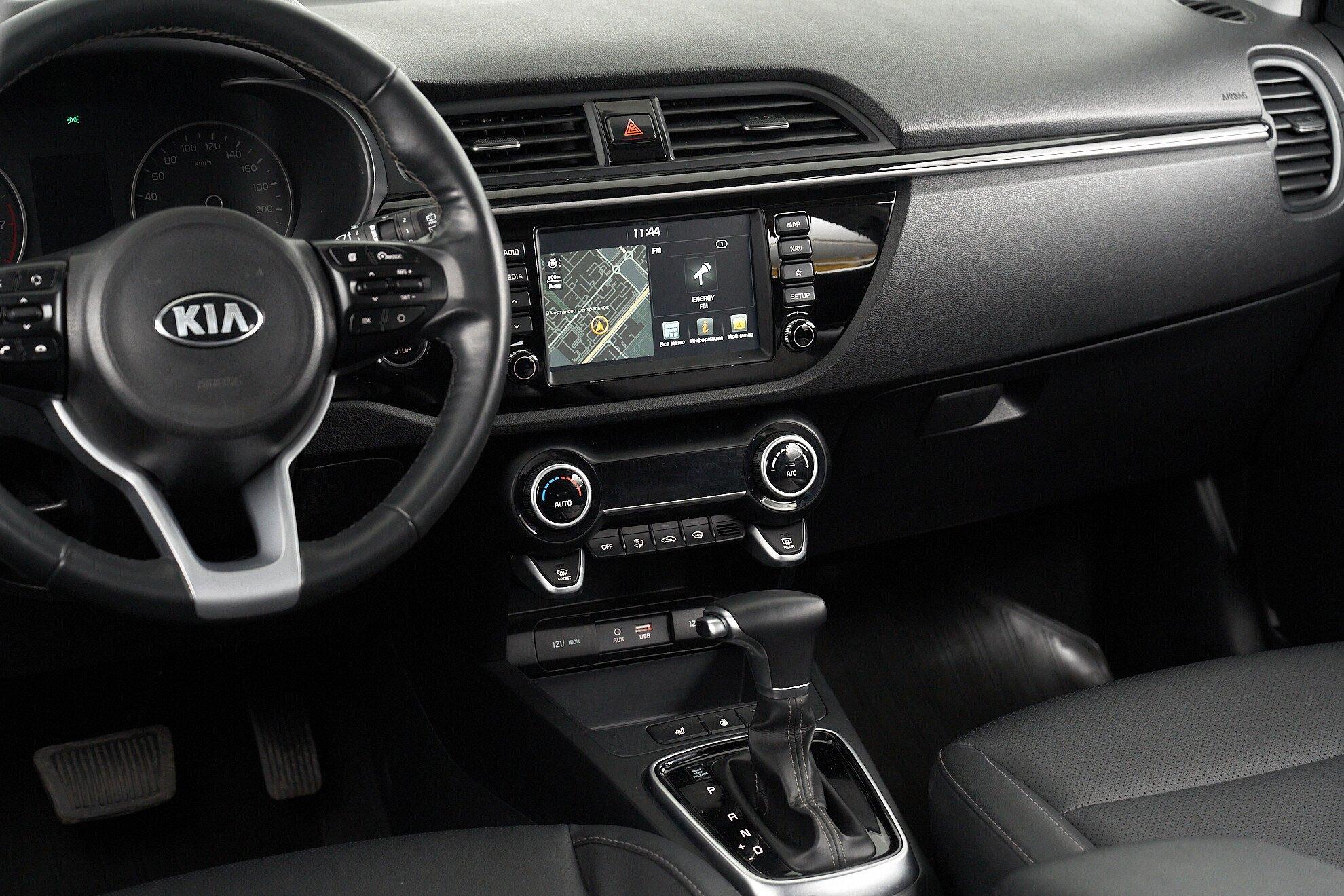 Kia Rio X-Line 2019, серый