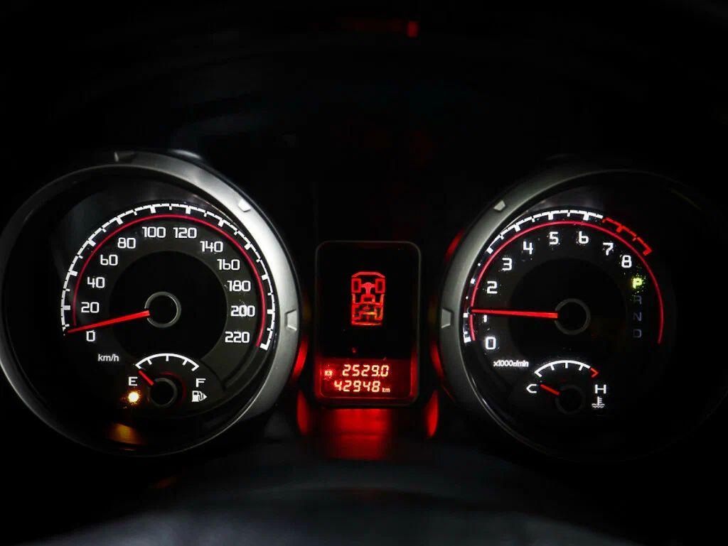 Mitsubishi Pajero 2020, белый