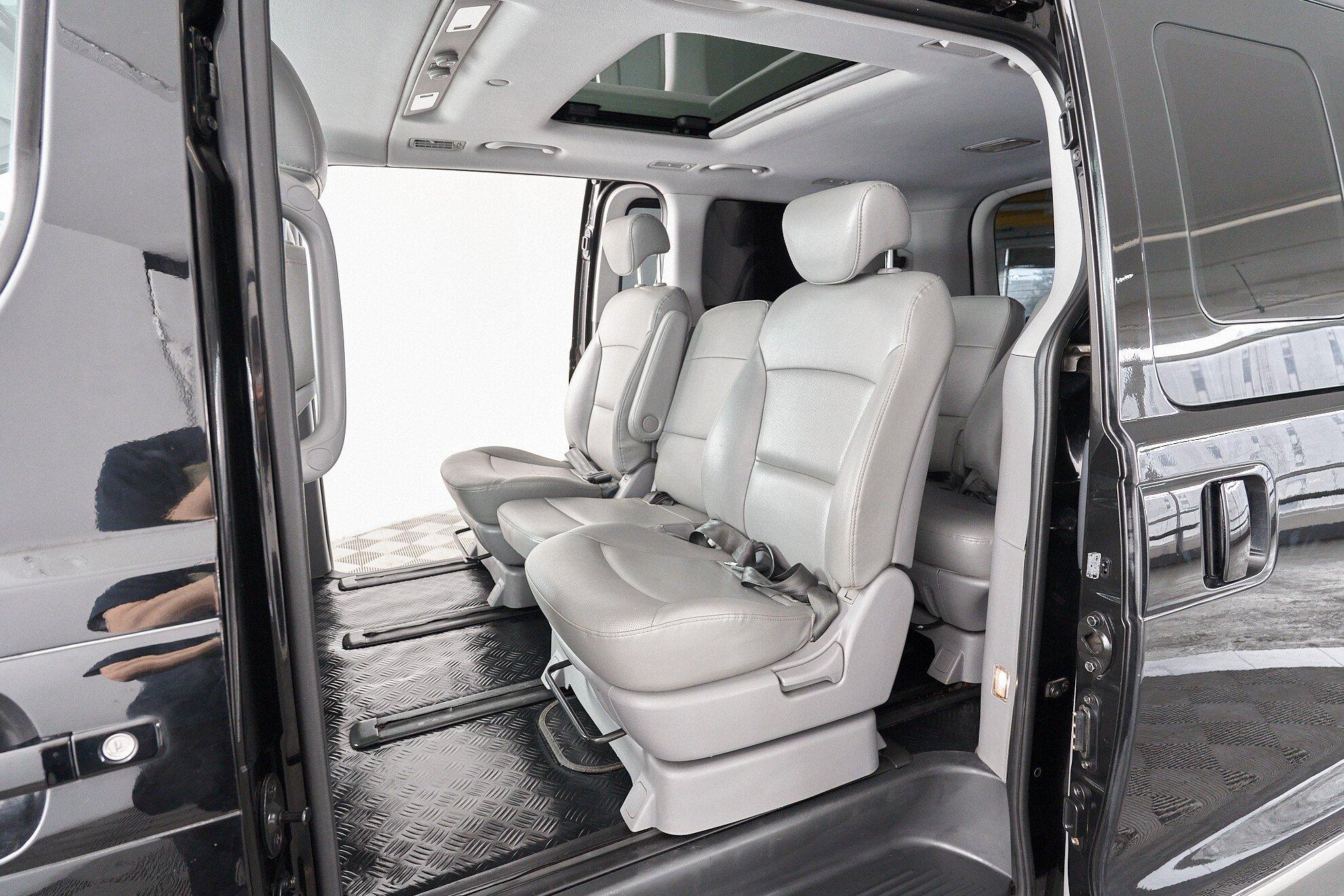 Hyundai Grand Starex 2014, черный