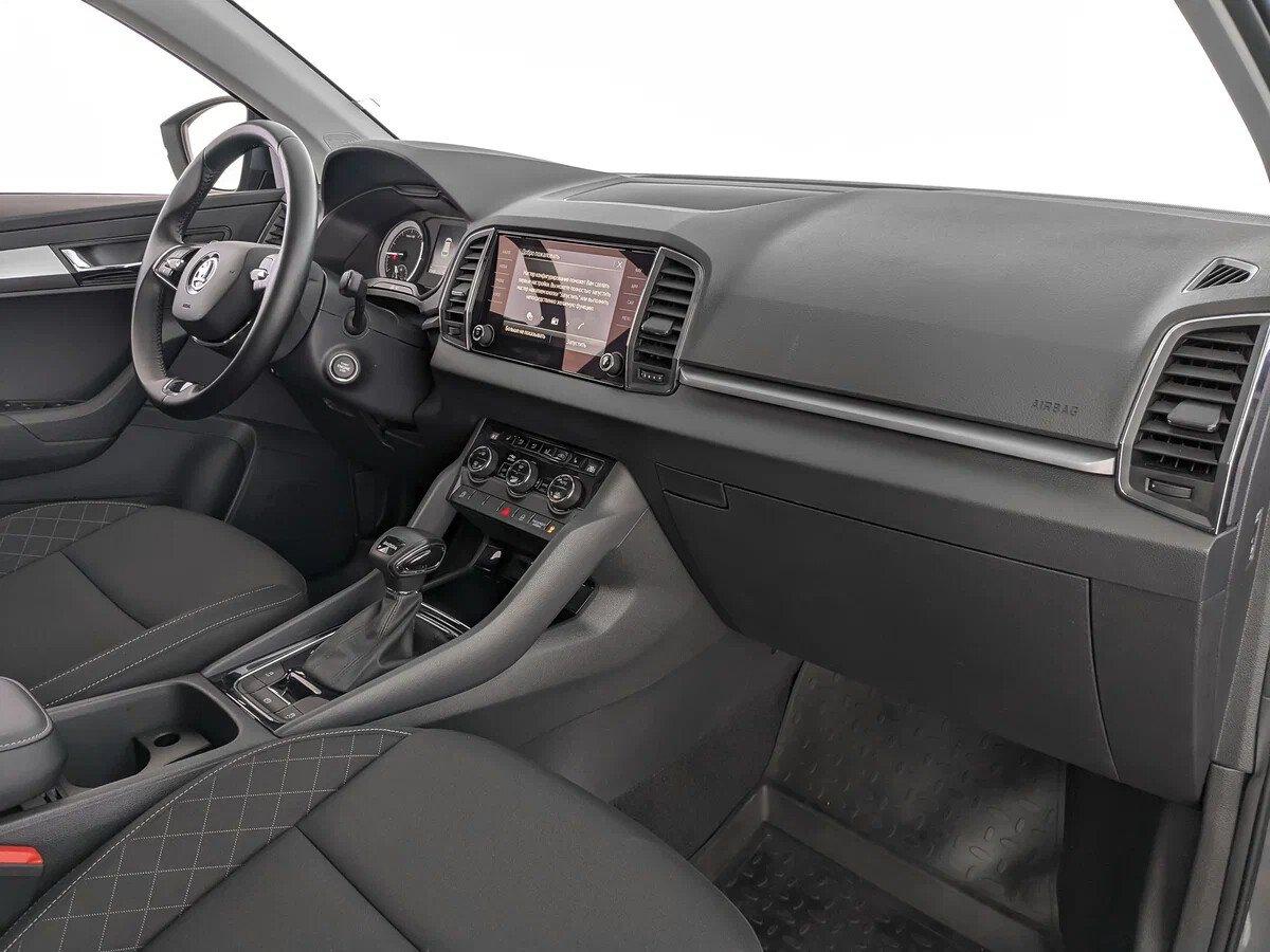 Skoda Karoq 2021, серый
