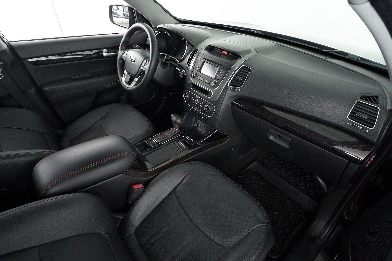 Kia Sorento 2019, черный