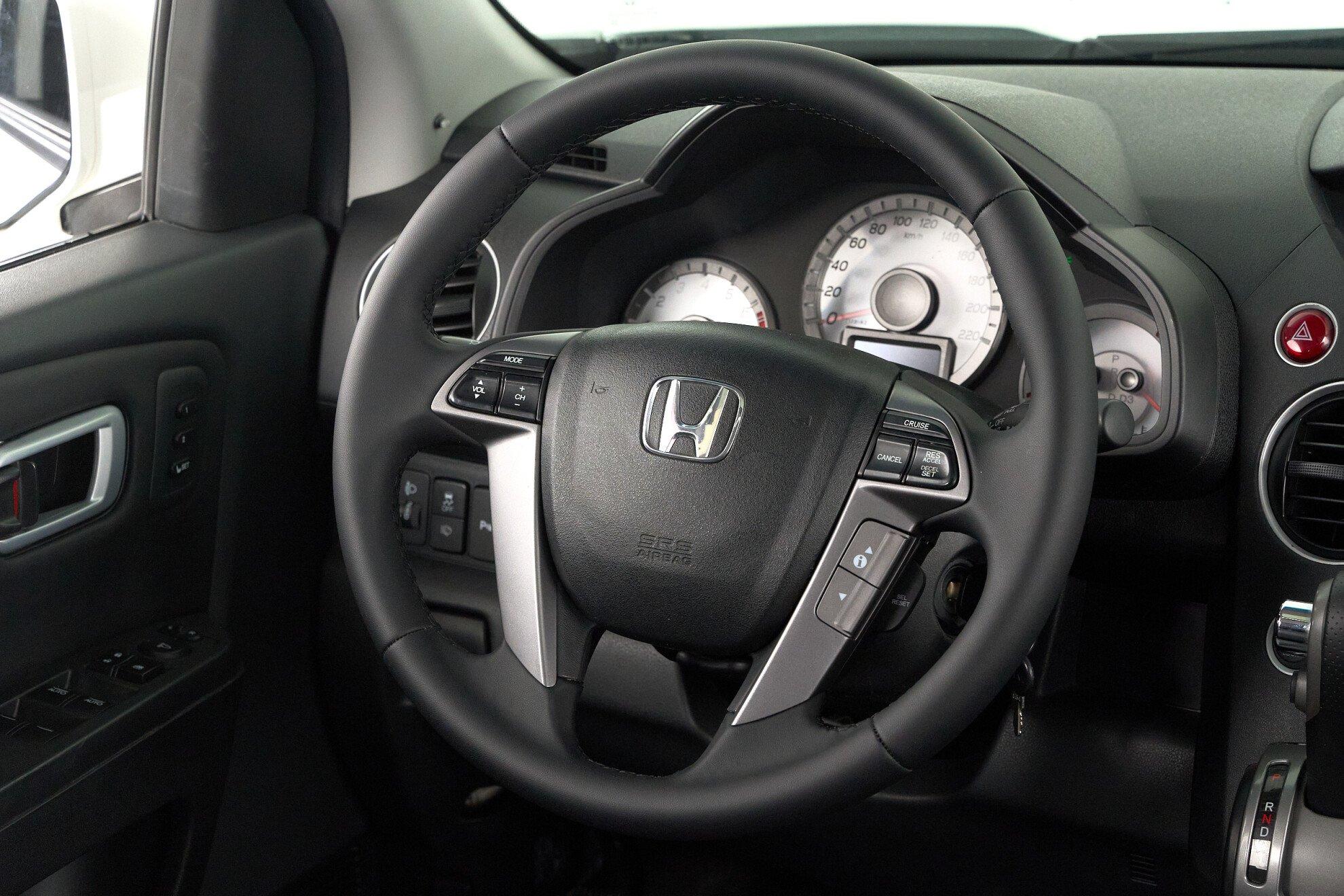 Honda Pilot 2013, белый