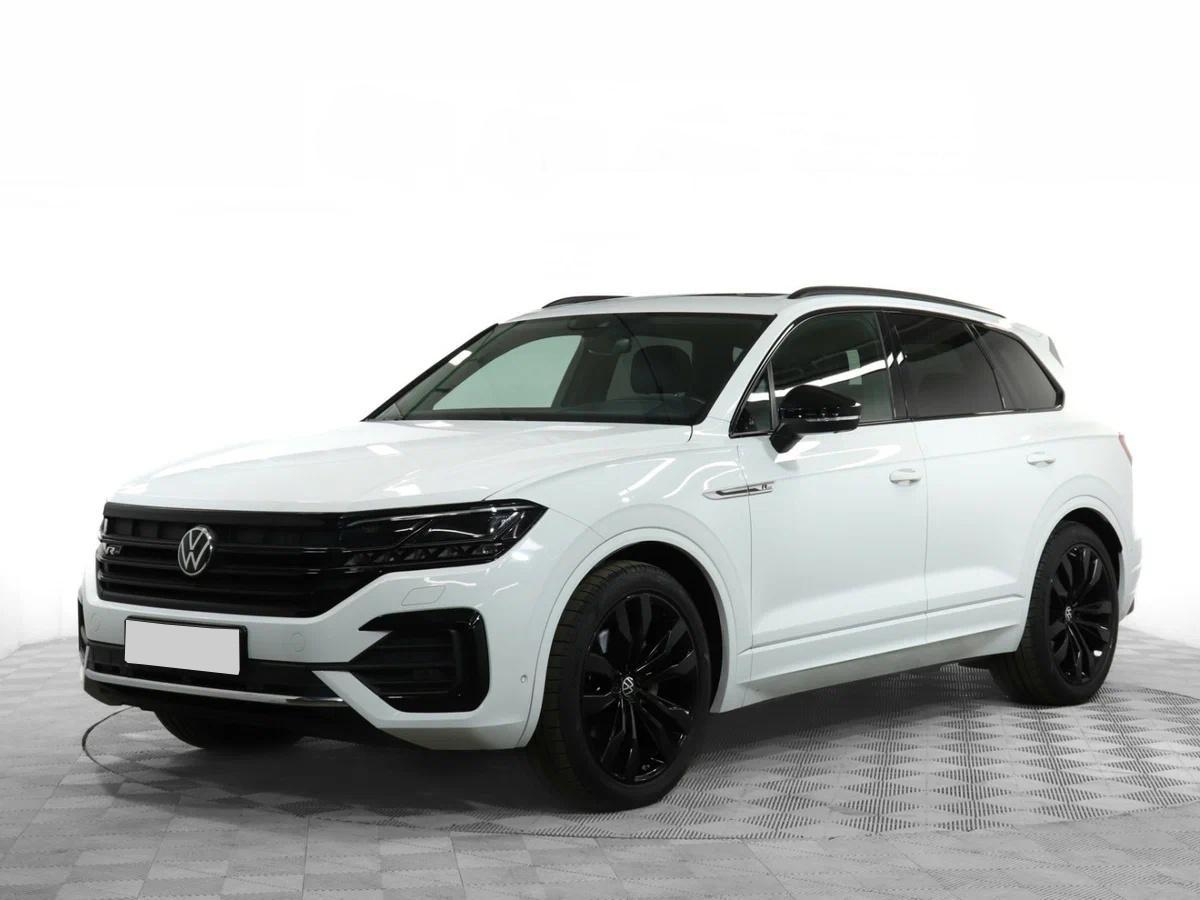 Volkswagen Touareg 2023, белый
