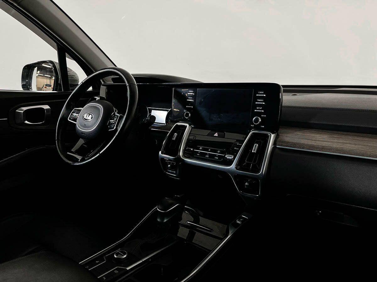 Kia Sorento 2021, серый