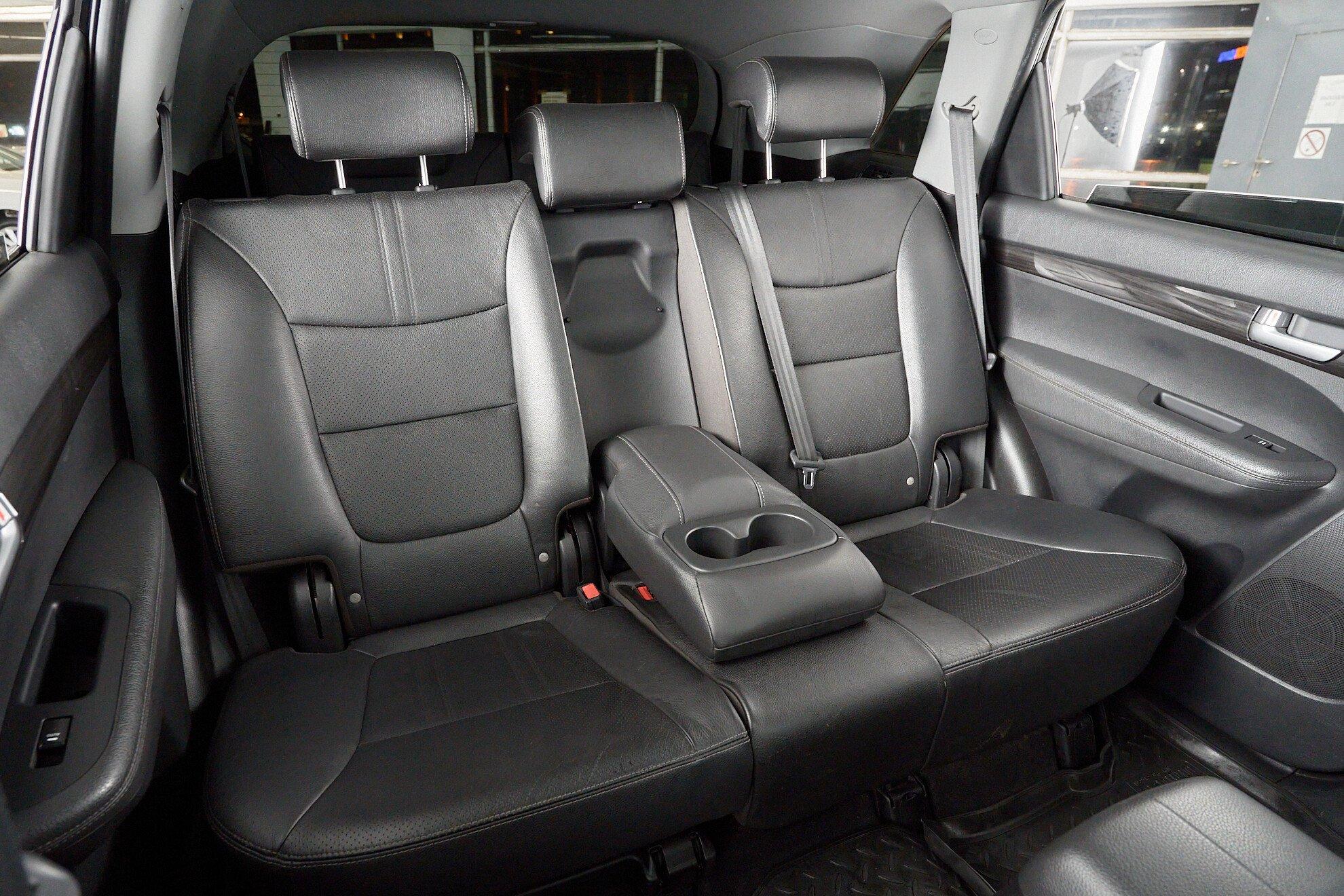 Kia Sorento 2011, черный
