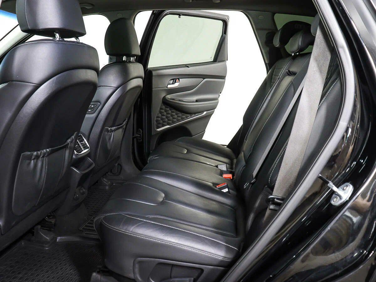 Hyundai Santa Fe 2019, черный