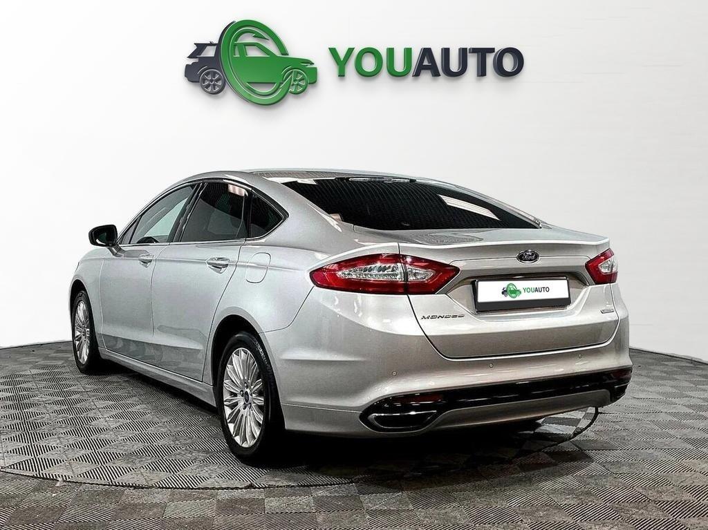 Ford Mondeo 2017, серебряный