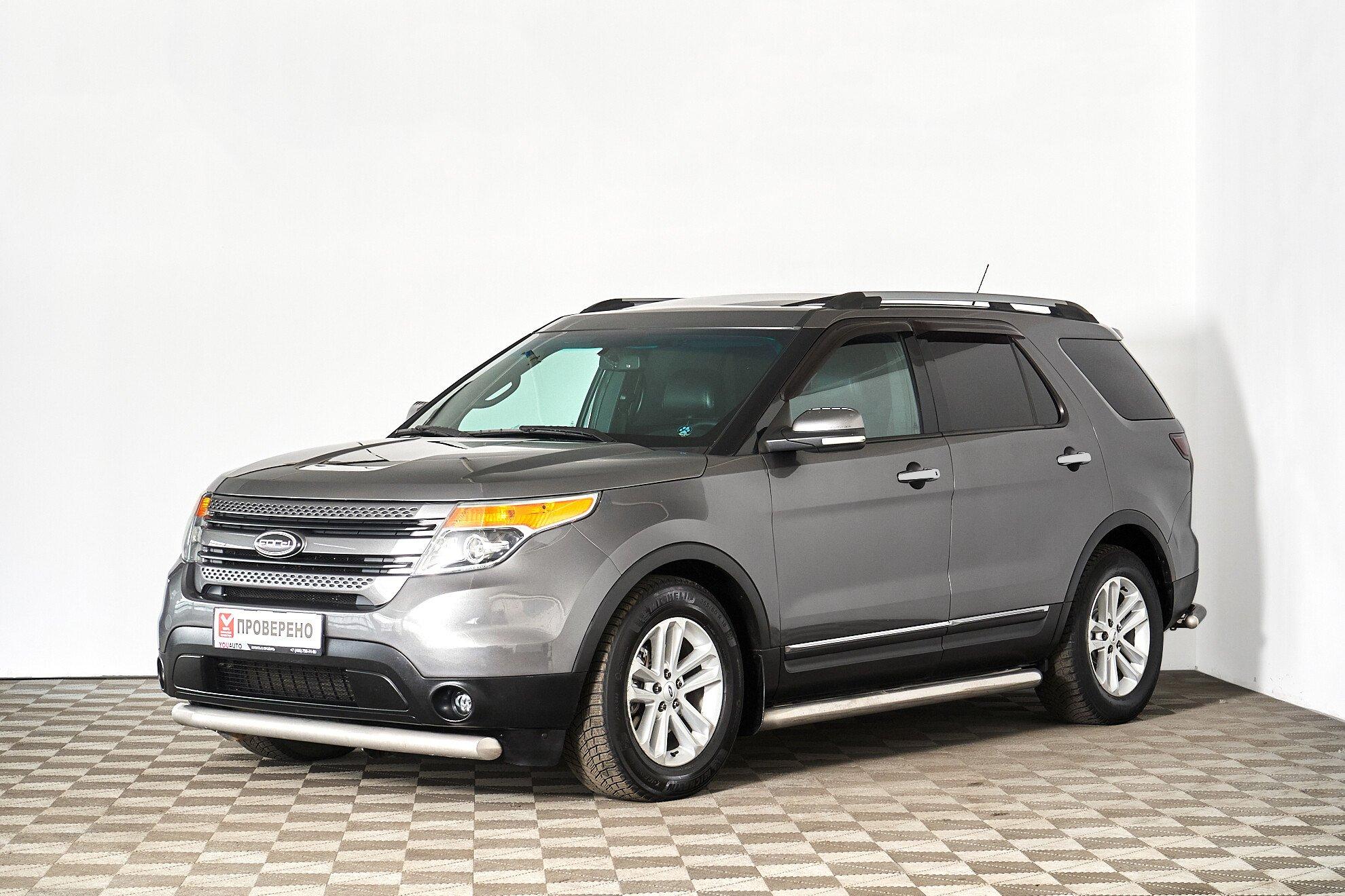 Ford Explorer 2014, серый