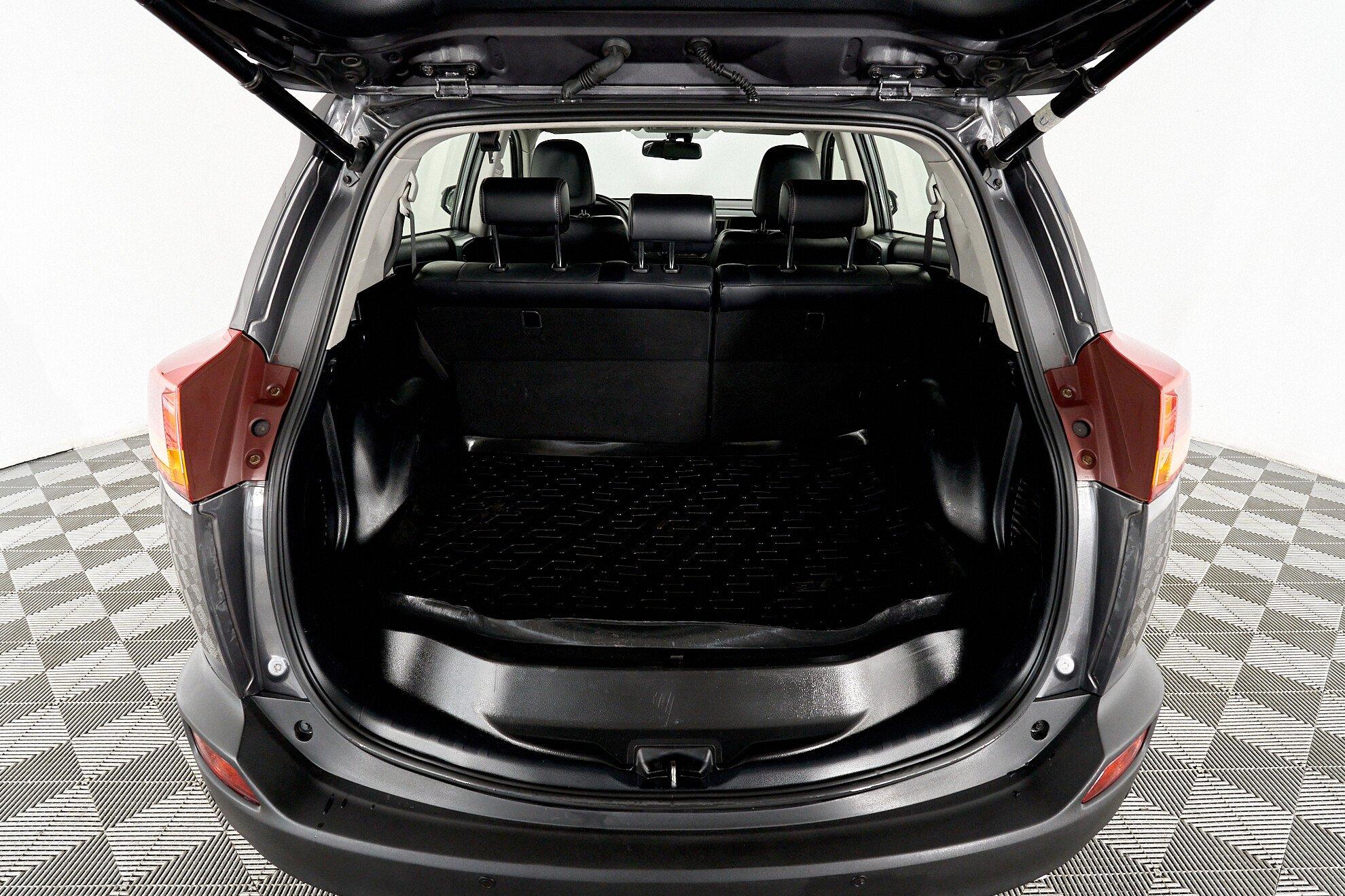 Toyota RAV4 2013, серый