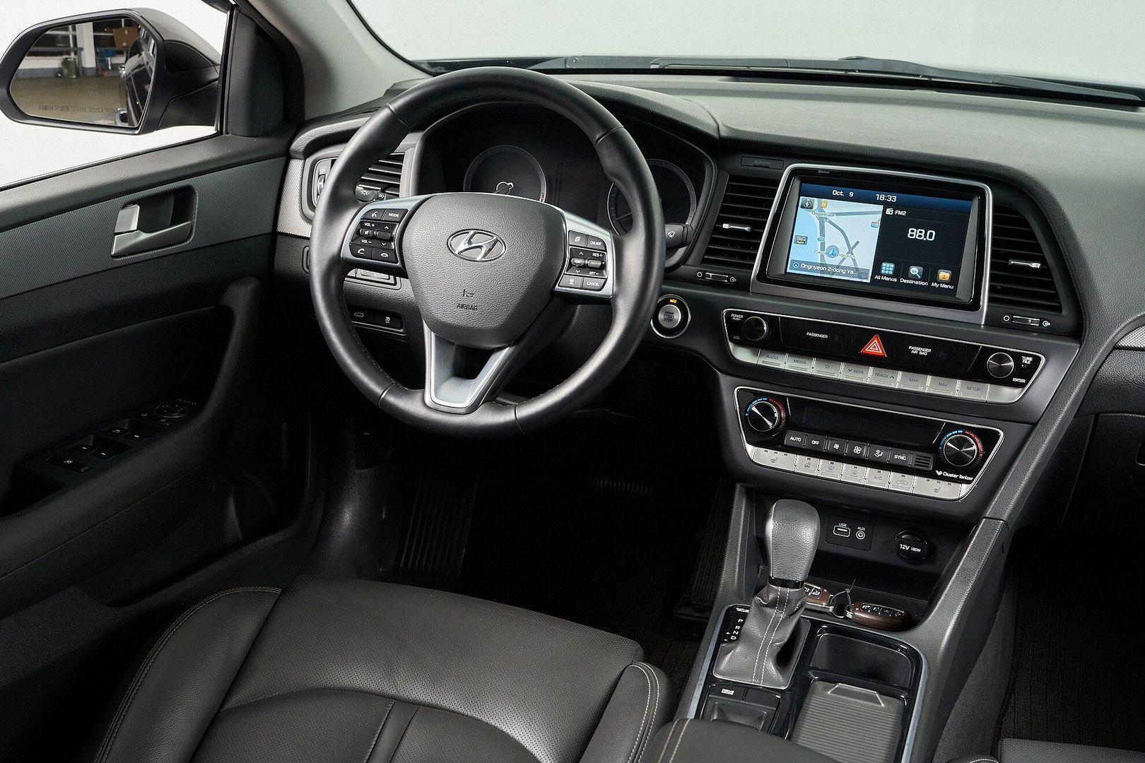 Hyundai Sonata 2019, черный