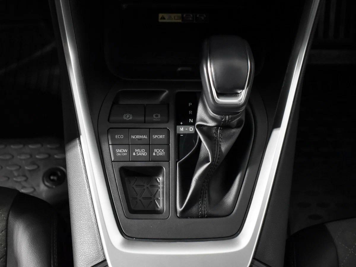 Toyota RAV4 2025, черный