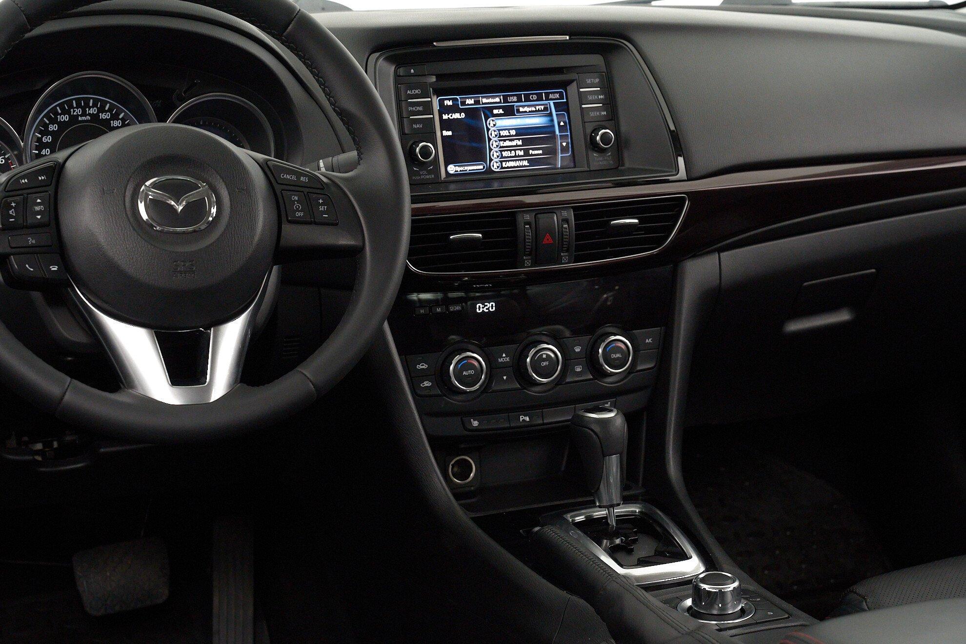 Mazda 6 2013, серебряный