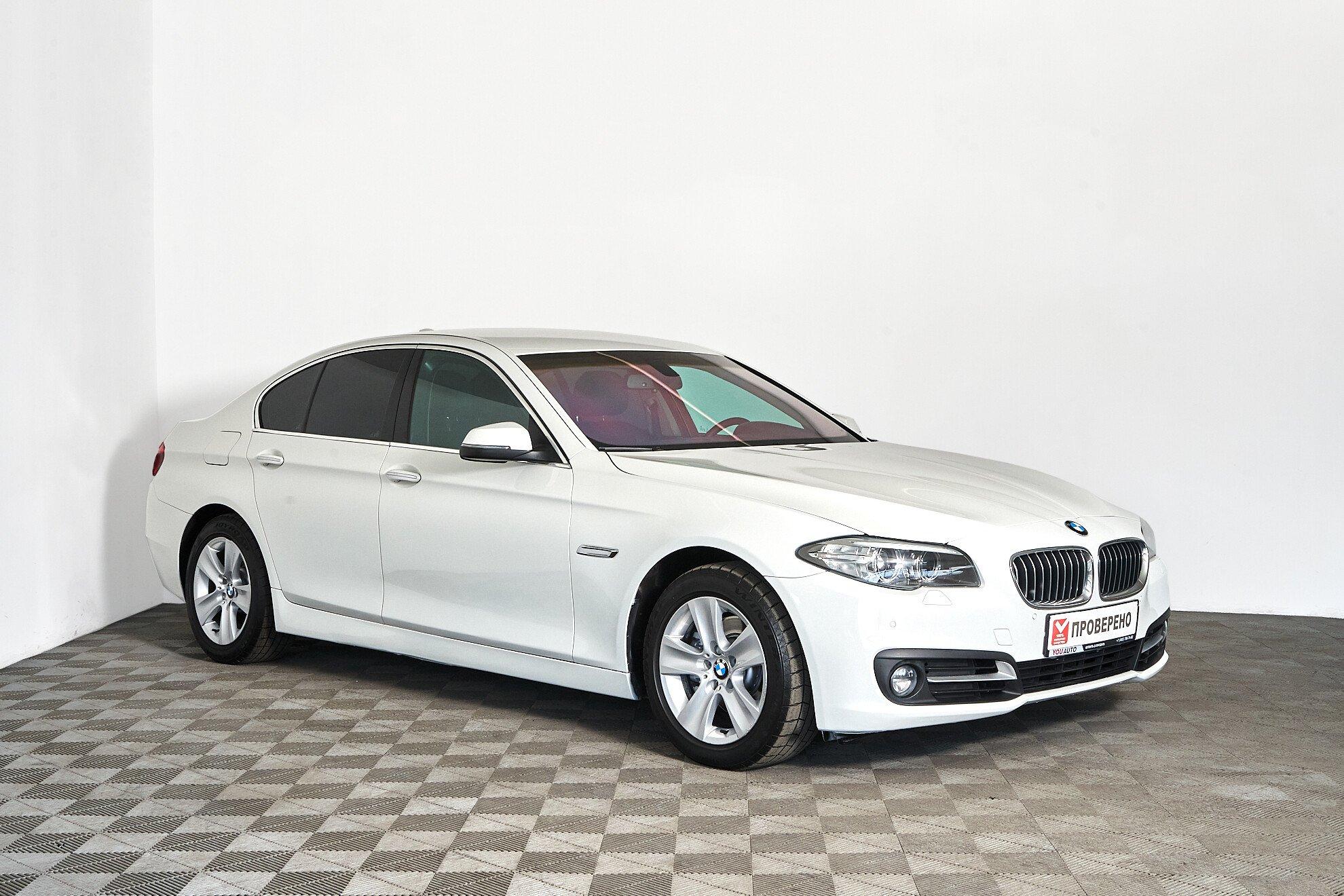 BMW 5 серии 2014, белый