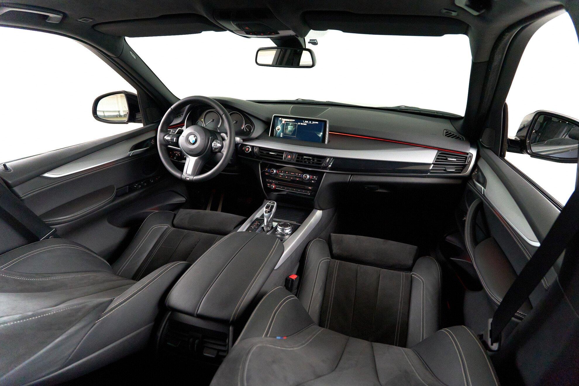 BMW X5 2017, синий