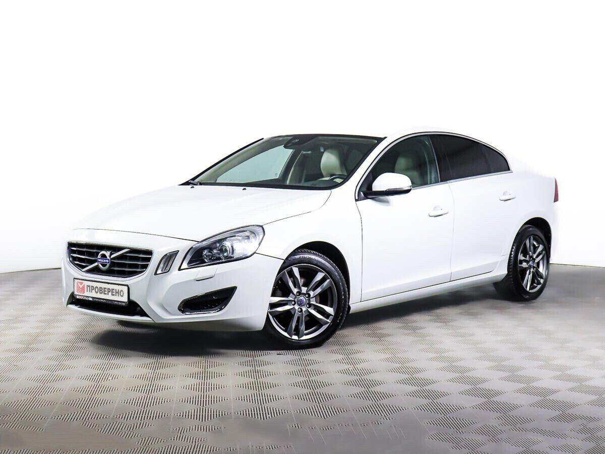 Volvo S60 2013, белый