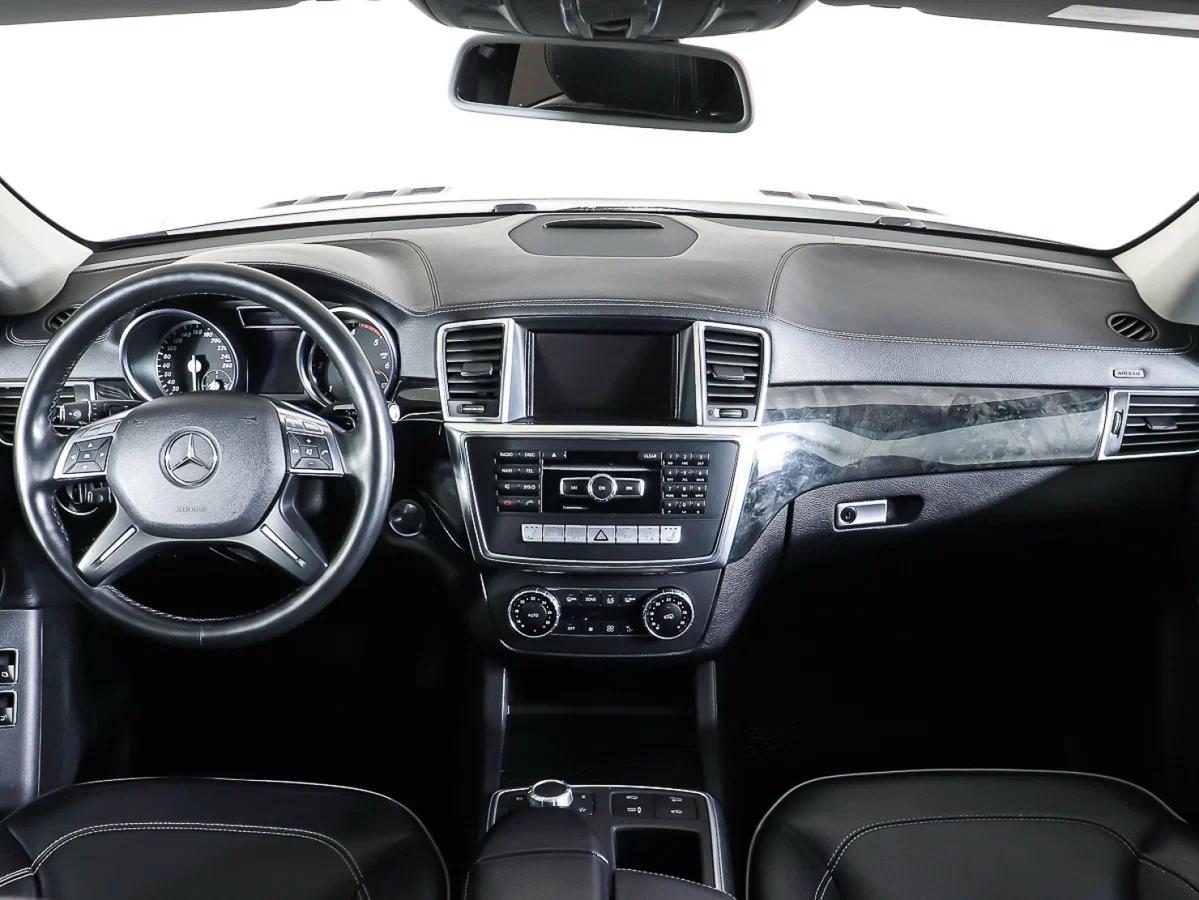 Mercedes-Benz GL-Класс 2015, белый