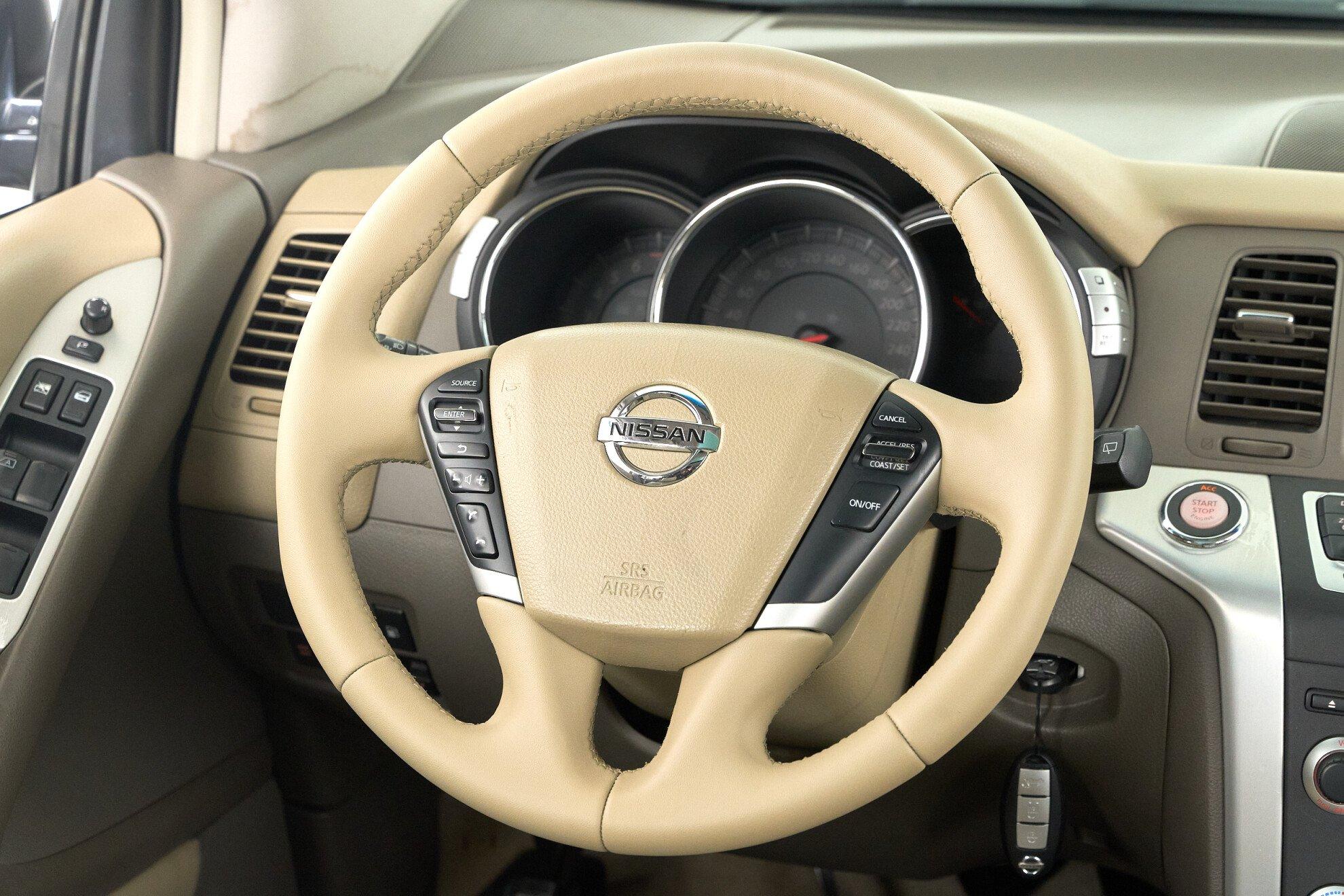Nissan Murano 2012, бежевый