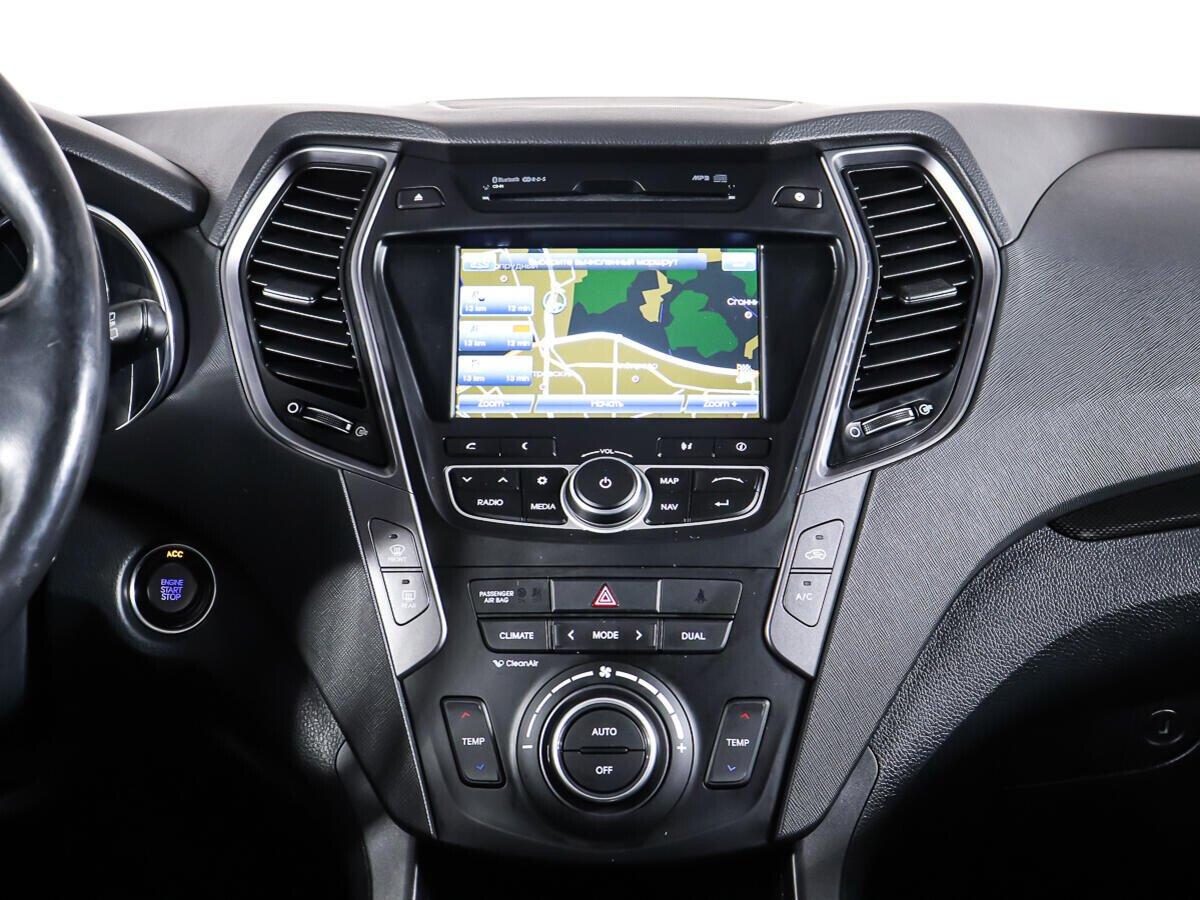 Hyundai Santa Fe 2015, серебряный