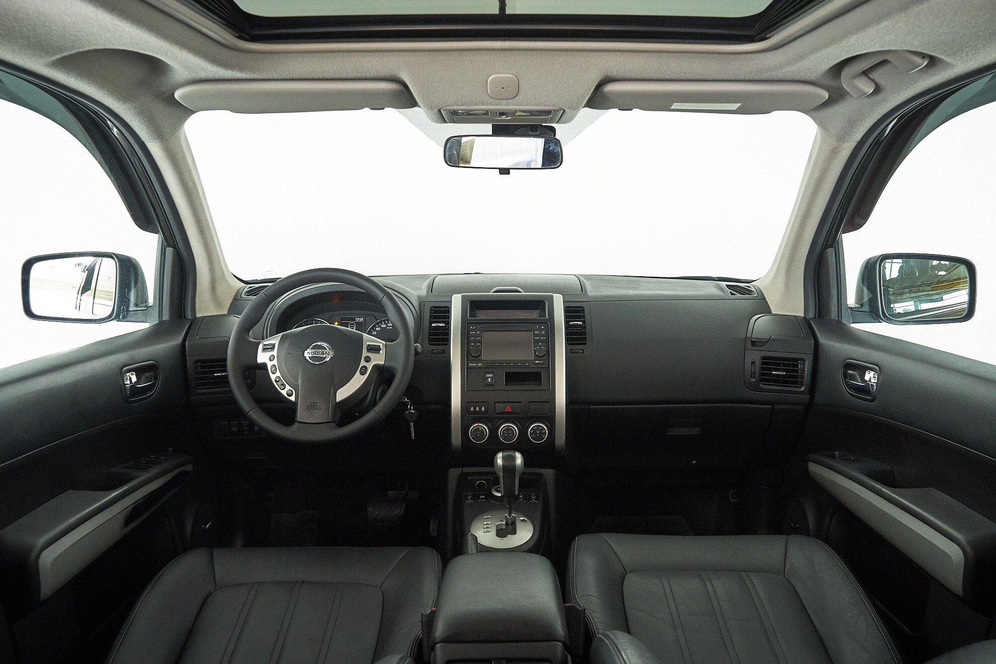 Nissan X-Trail 2013, черный