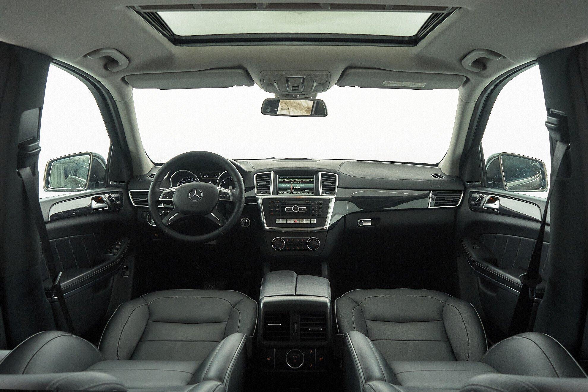 Mercedes-Benz GL-Класс 2015, коричневый