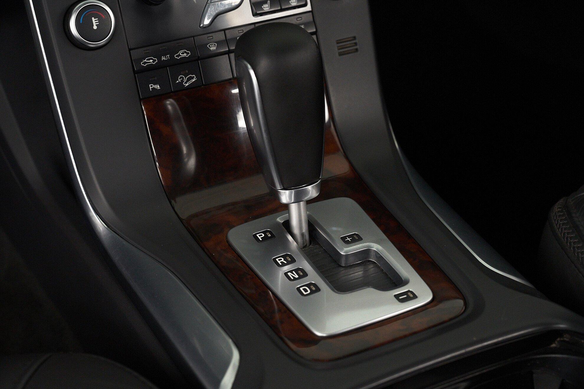 Volvo XC70 2011, коричневый