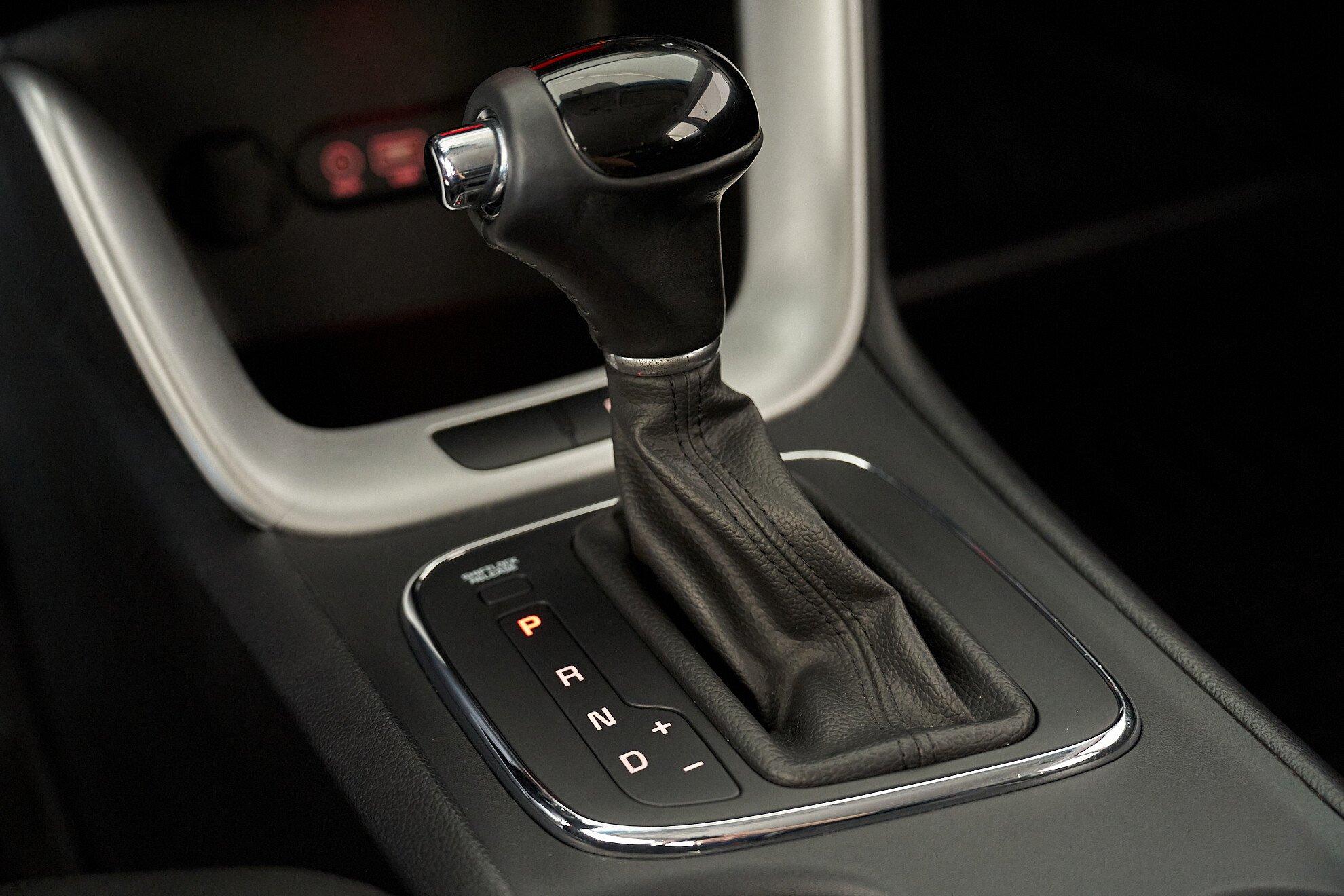 Kia Ceed 2018, красный