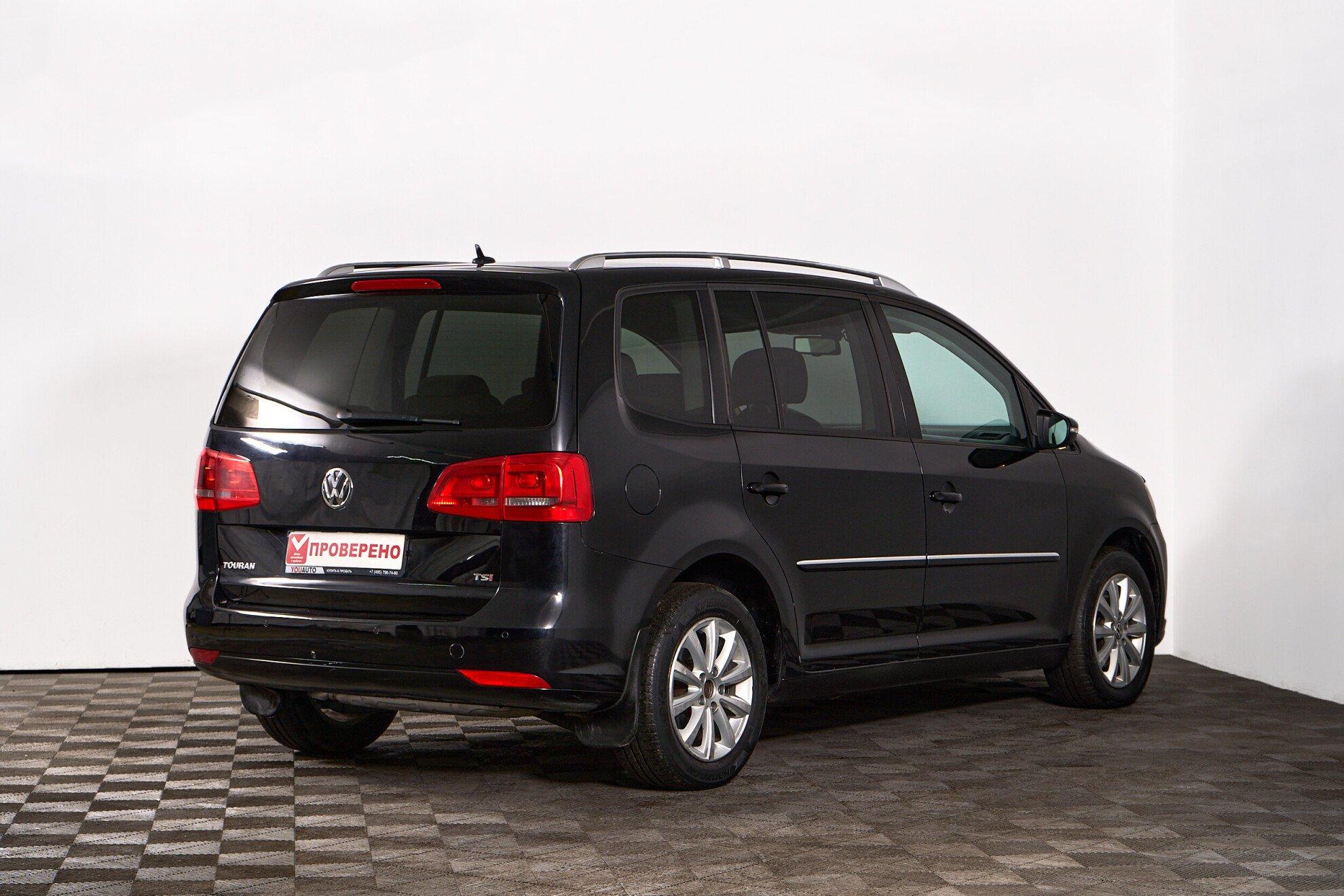 Volkswagen Touran 2012, черный