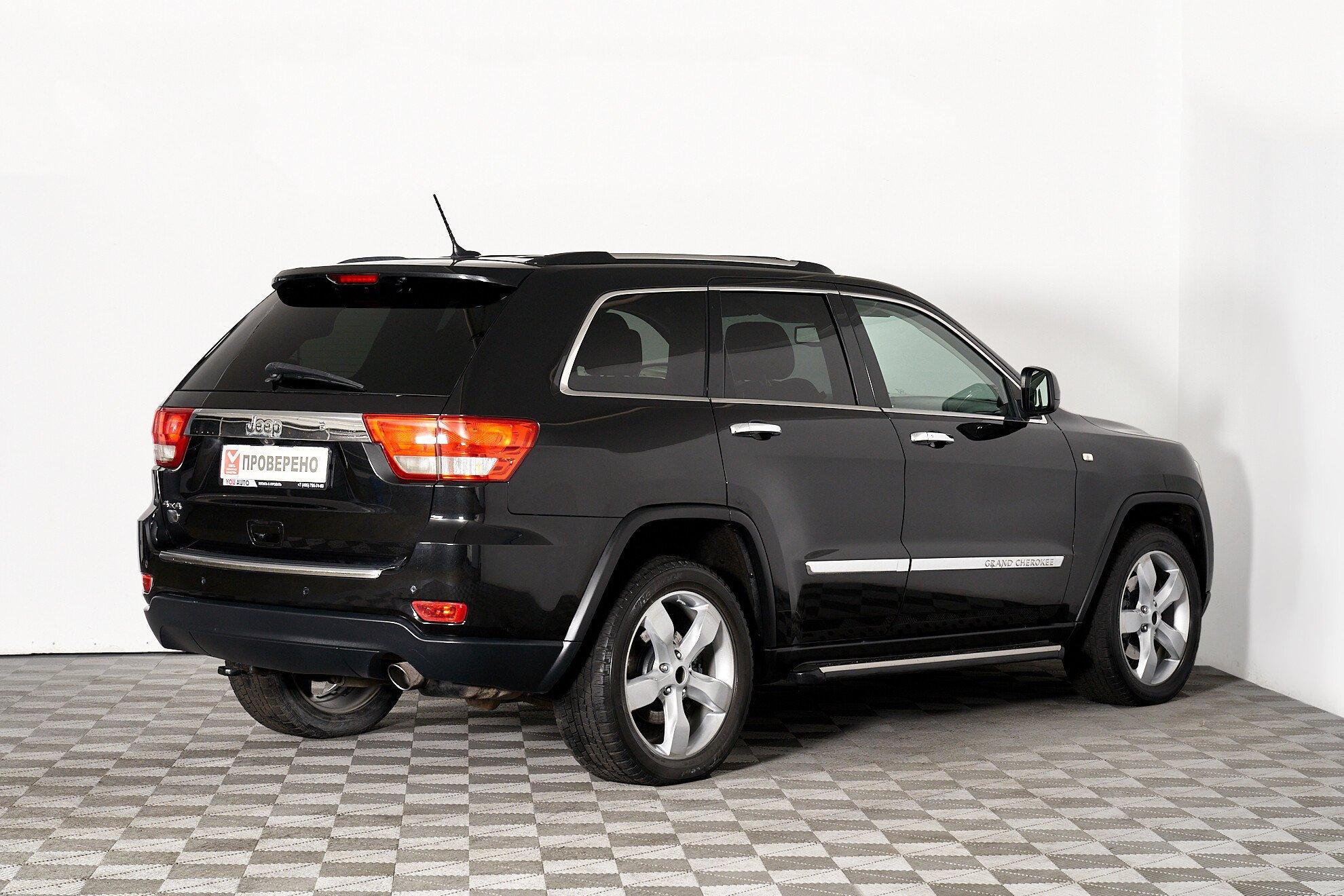 Jeep Grand Cherokee 2010, черный