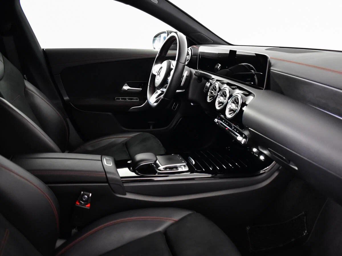 Mercedes-Benz CLA 2021, черный