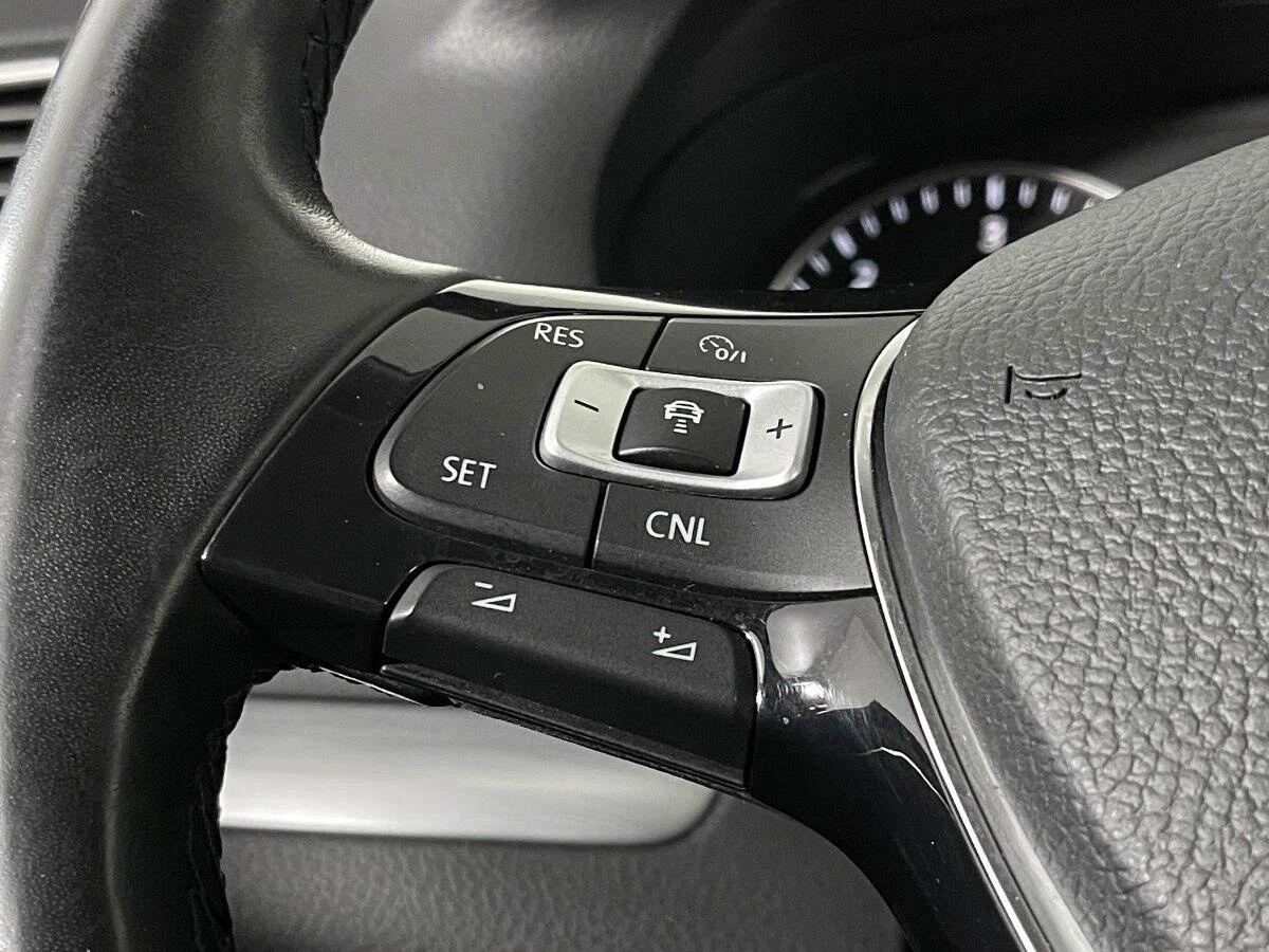 Volkswagen Sharan 2018, черный
