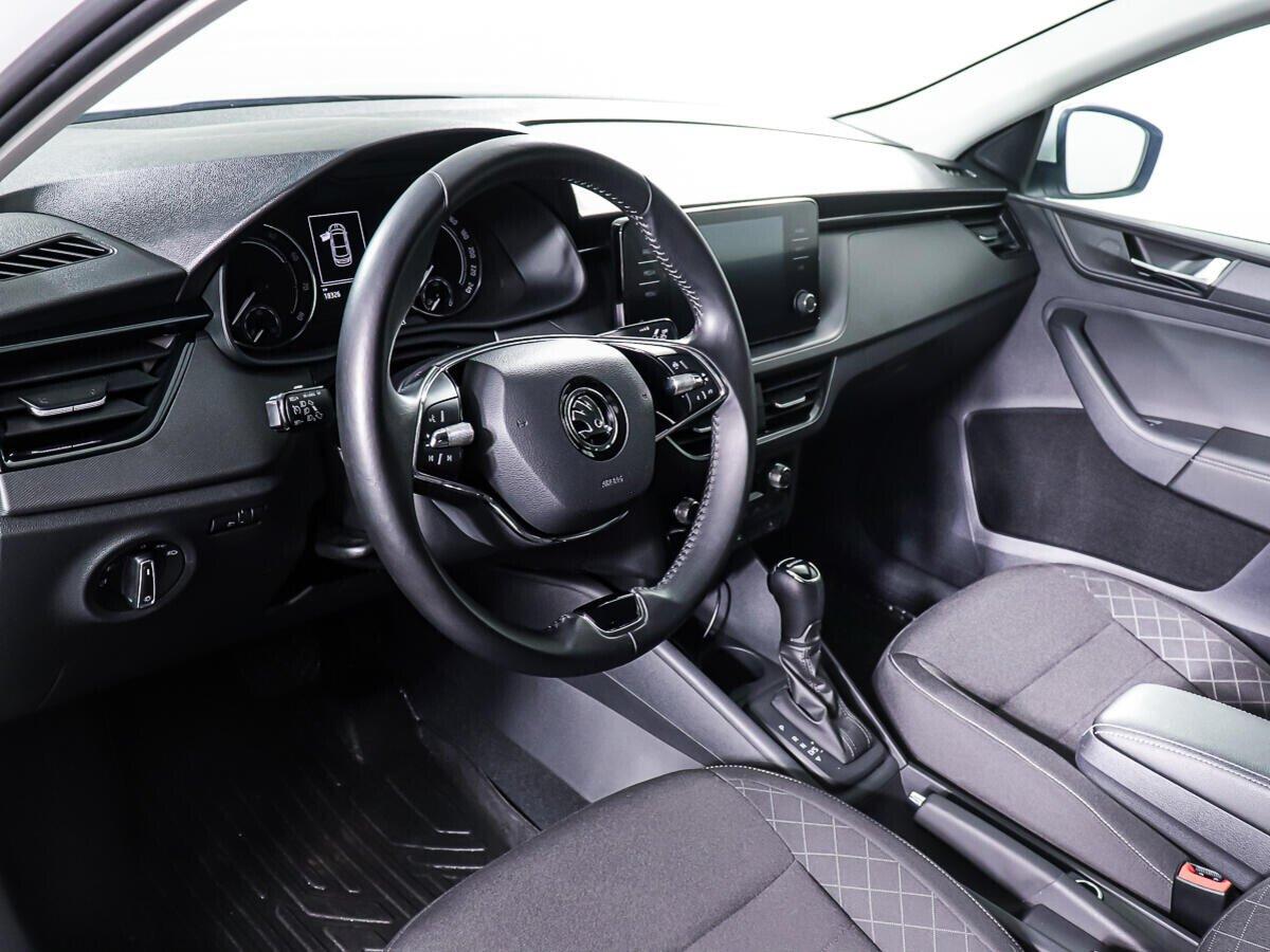 Skoda Rapid 2022, белый