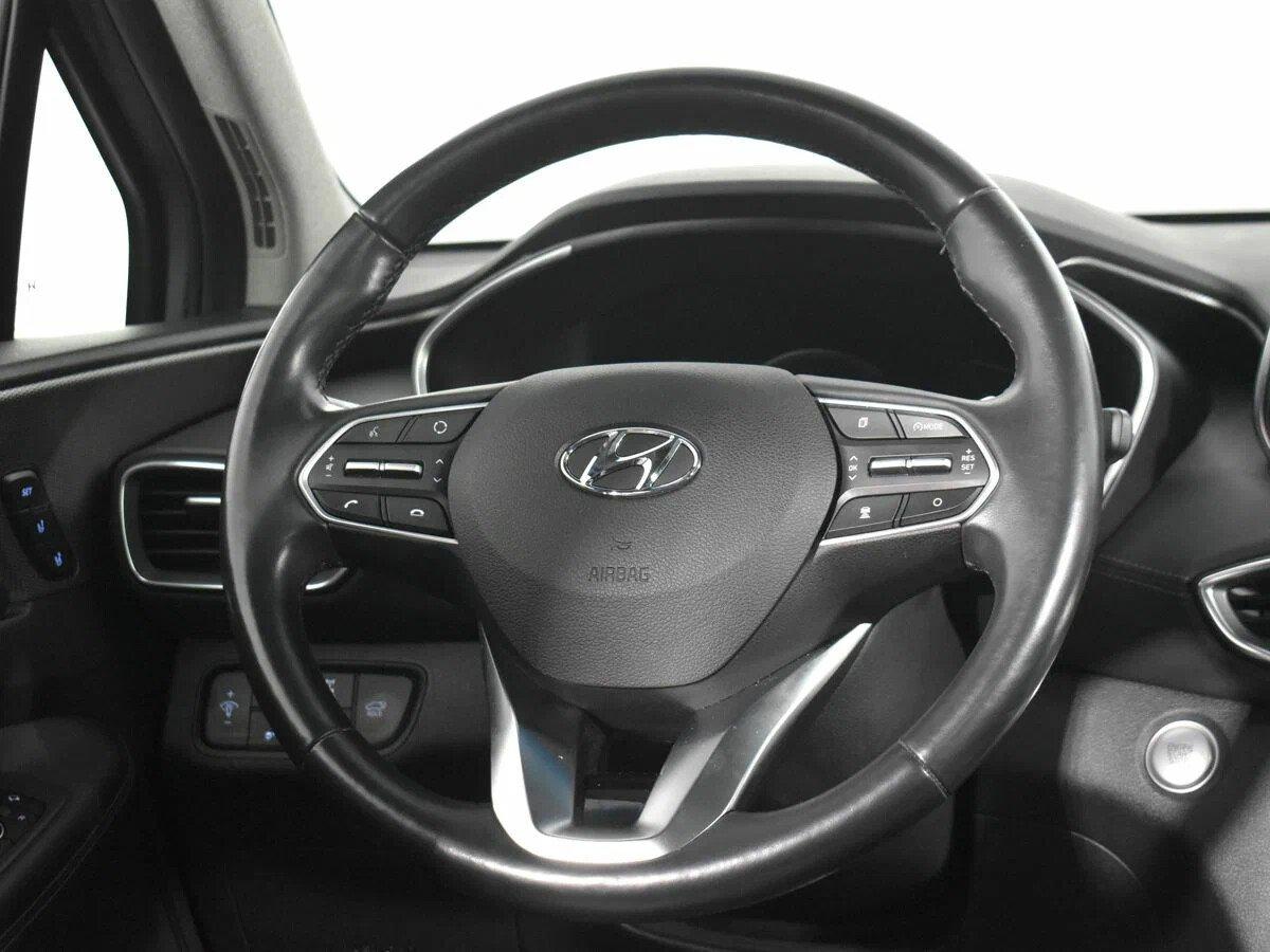 Hyundai Santa Fe 2021, серый