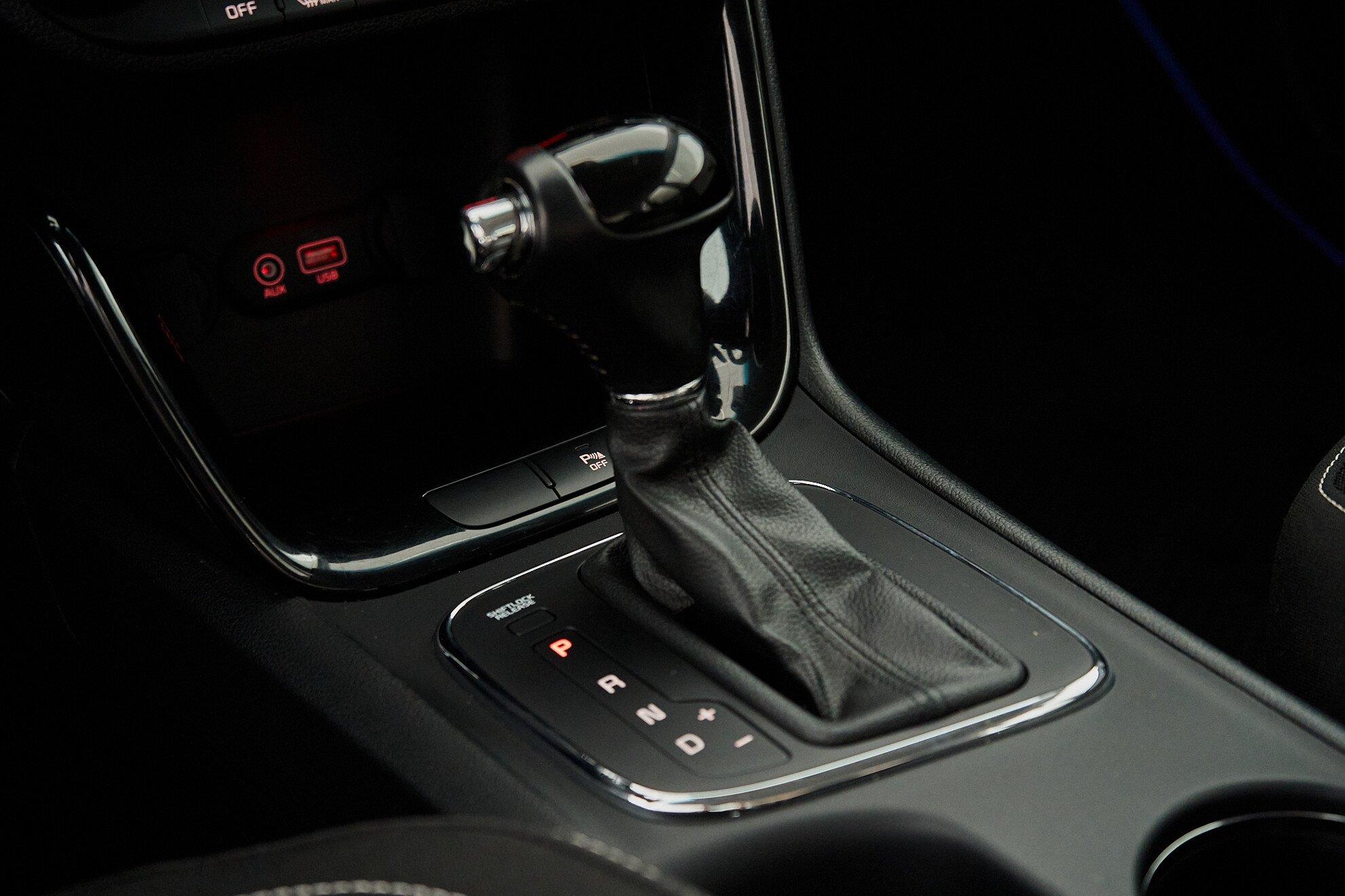 Kia Ceed 2016, белый