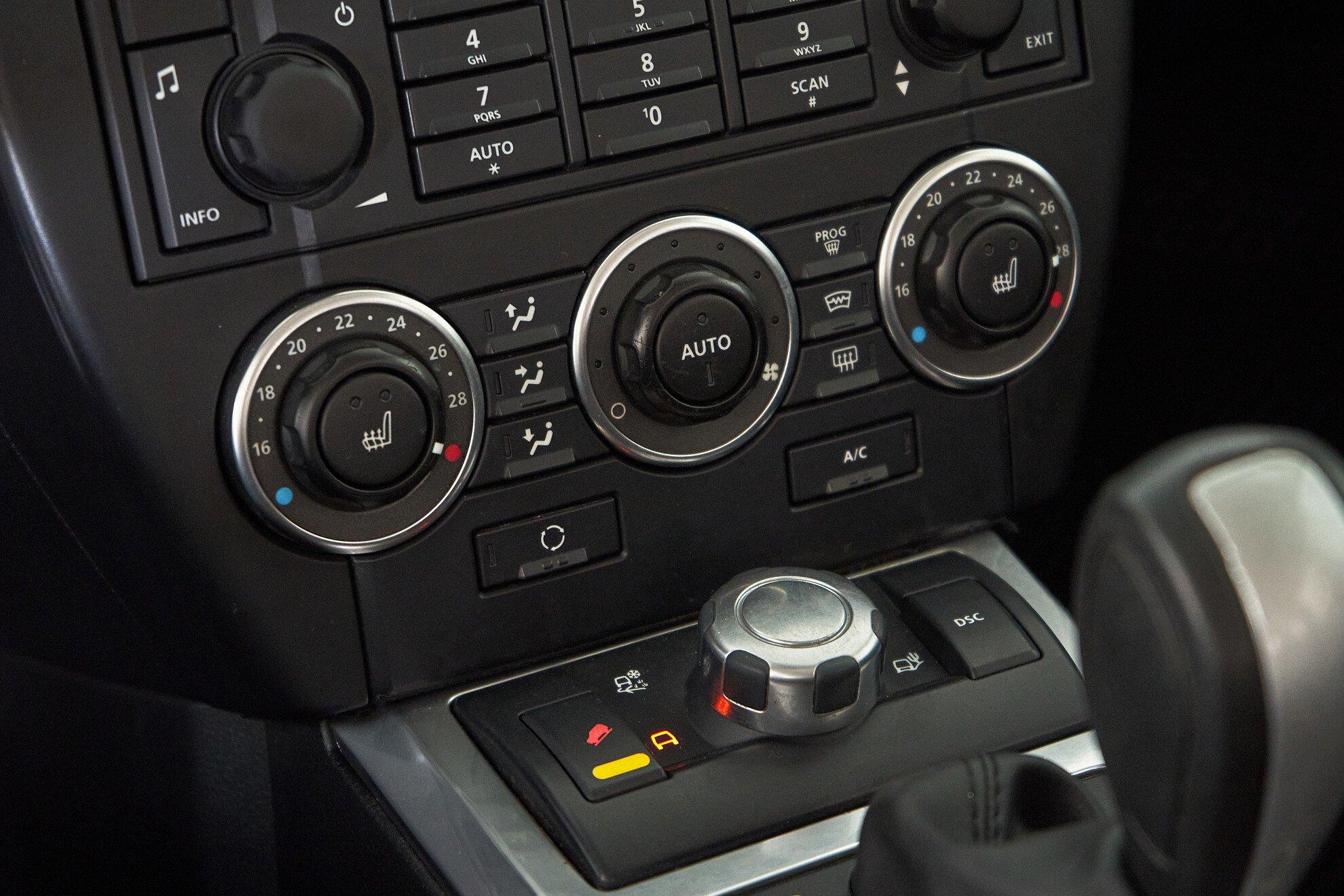 Land Rover Freelander 2010, синий