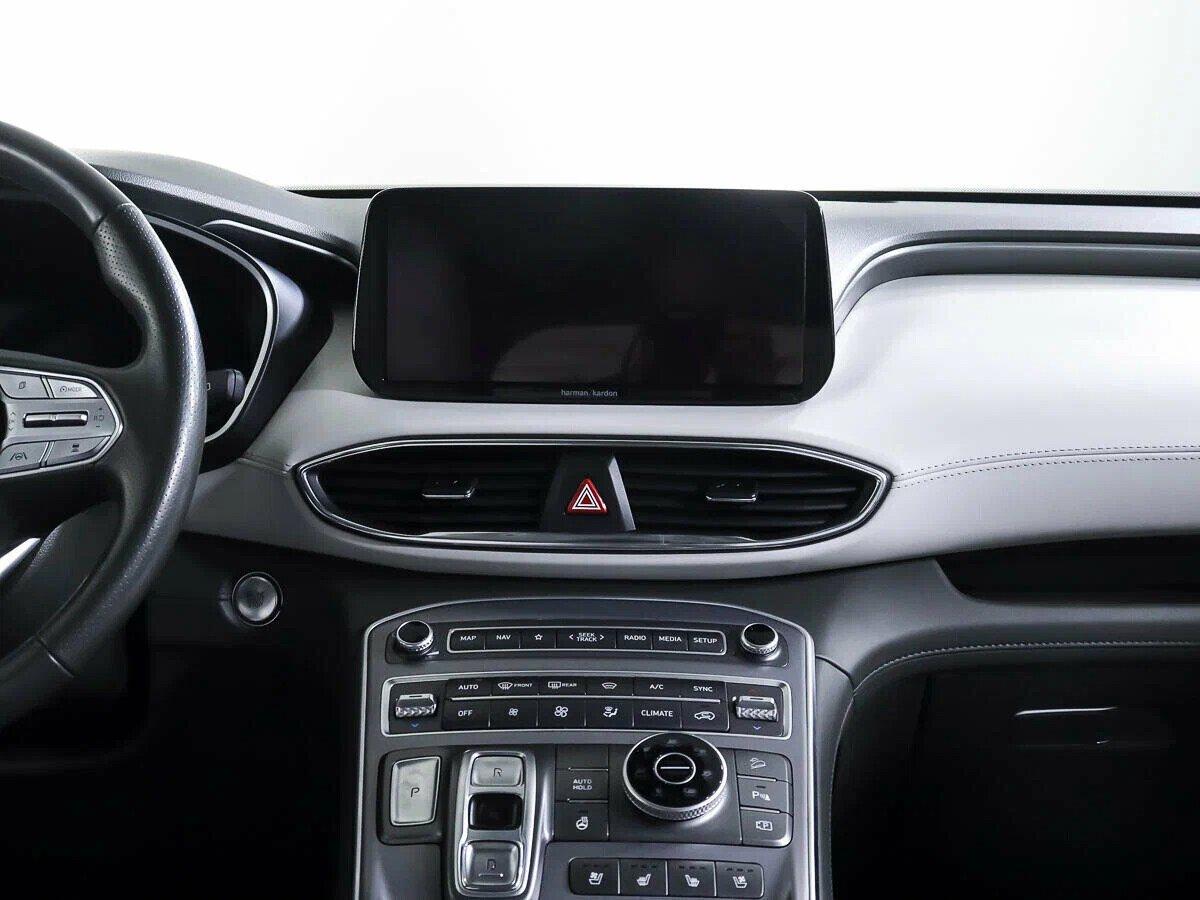 Hyundai Santa Fe 2021, черный
