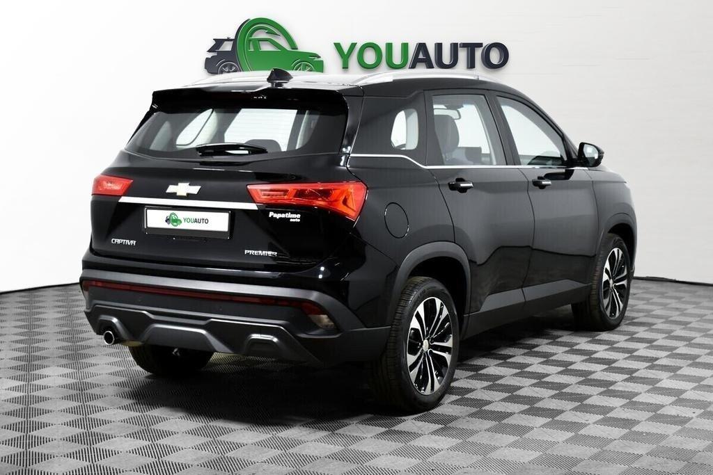 Chevrolet Captiva 2022, черный
