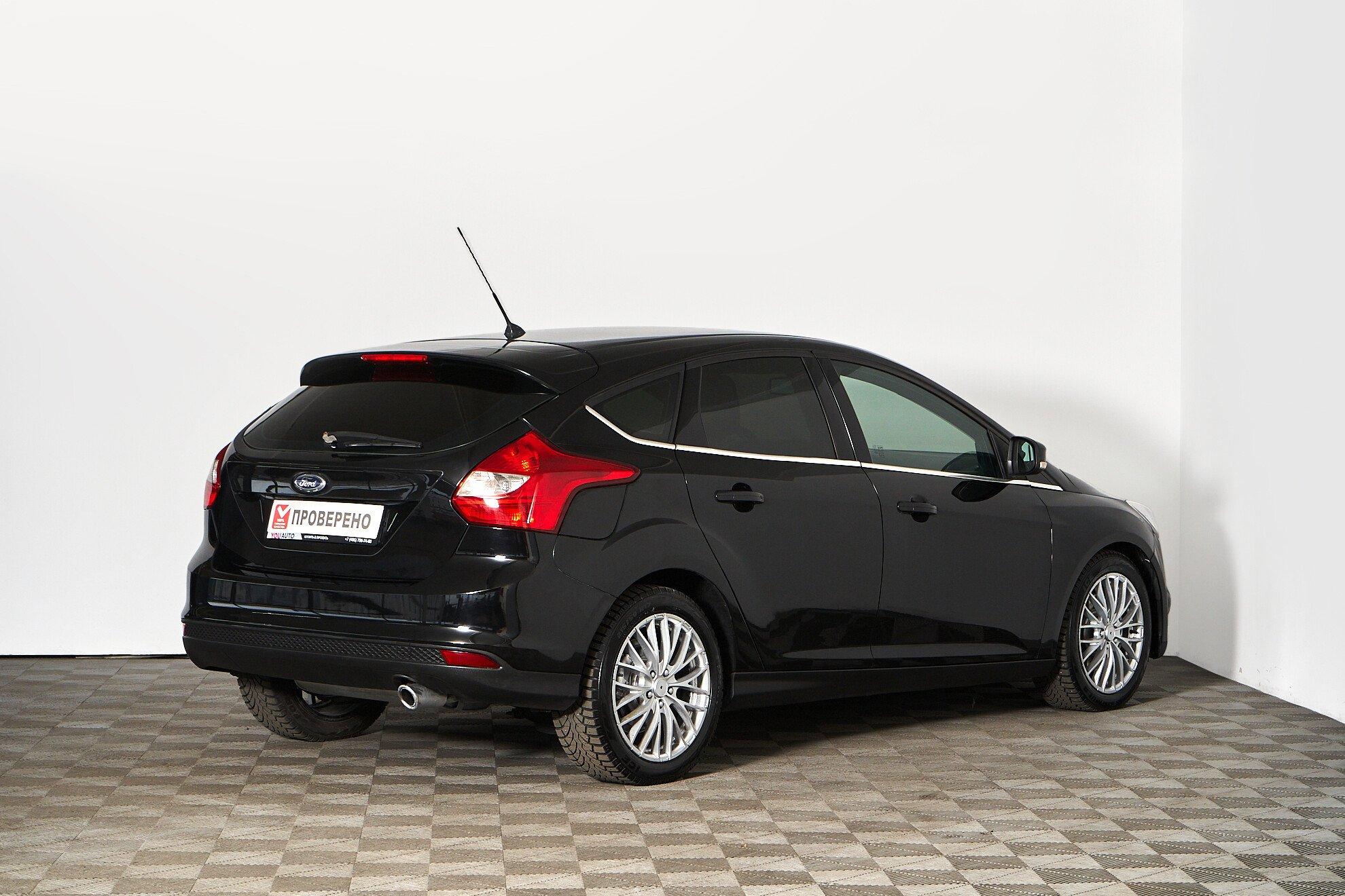 Ford Focus 2014, черный