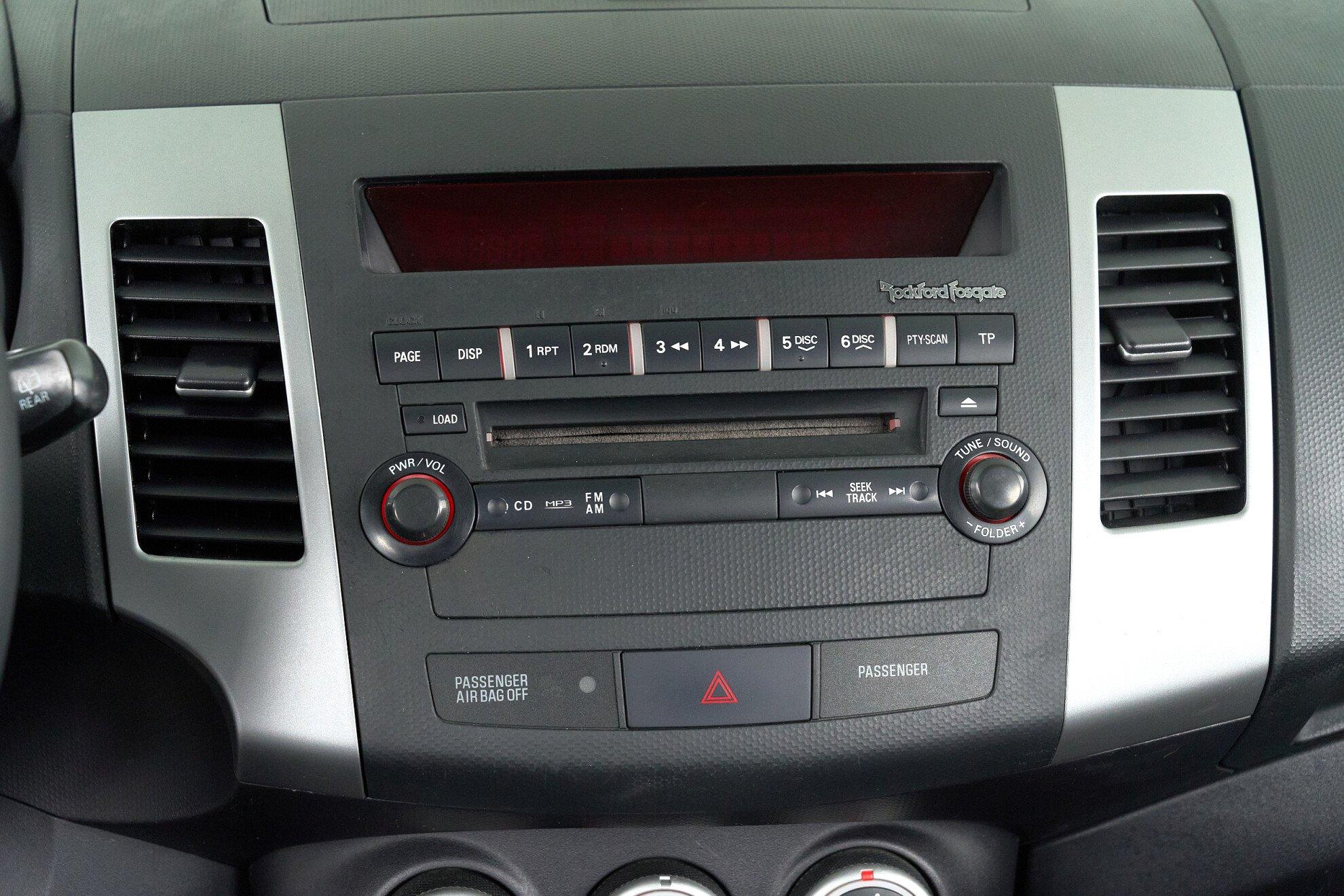 Mitsubishi Outlander 2008, черный